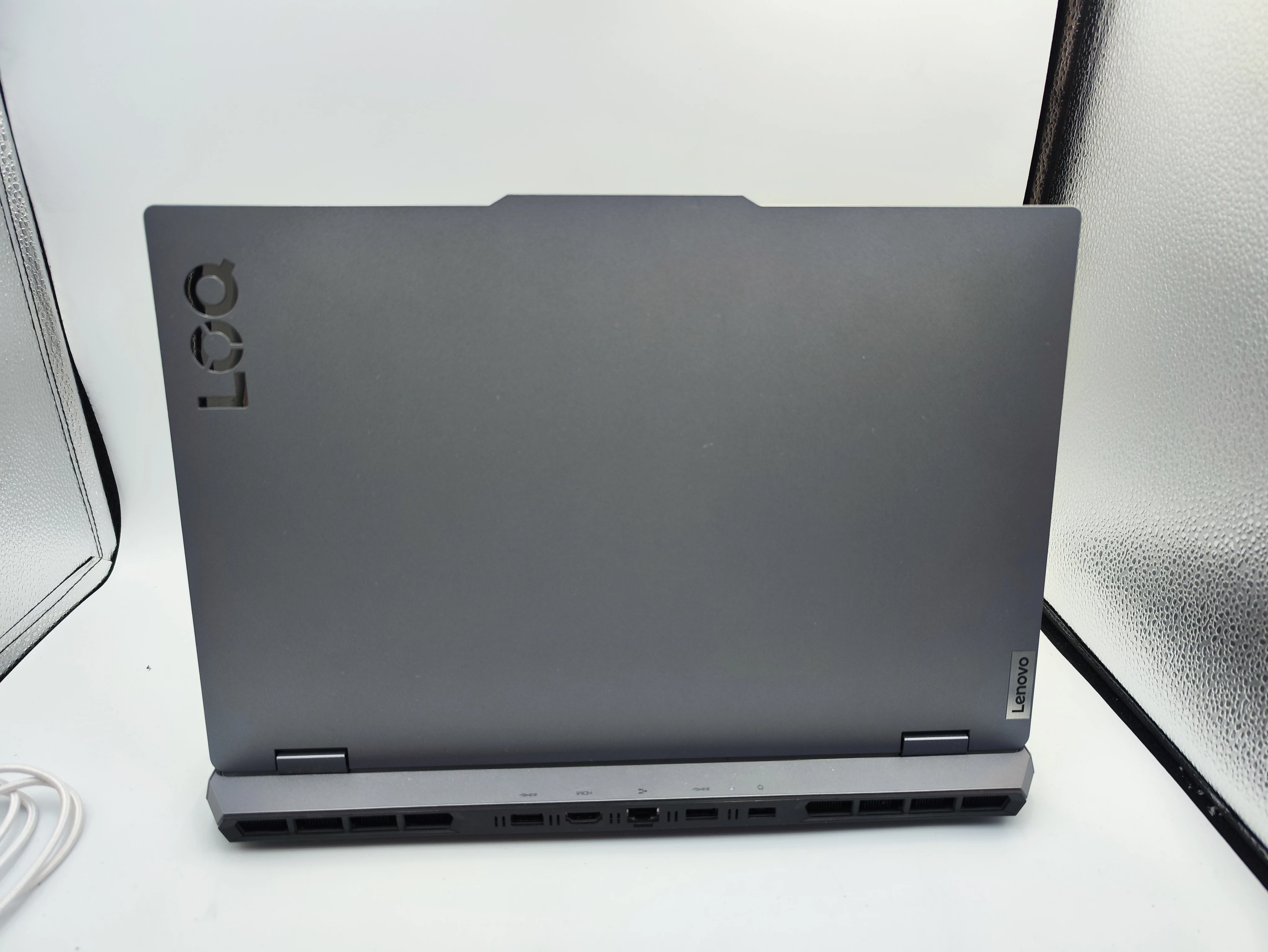 laptop-lenovo-loq-15arp9-ryzen-7-16gb-1tb-przekatna-ekranu-1560