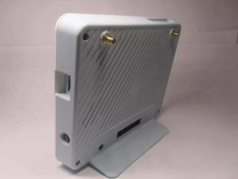 router-d-link-g416cp-stan-11323-2