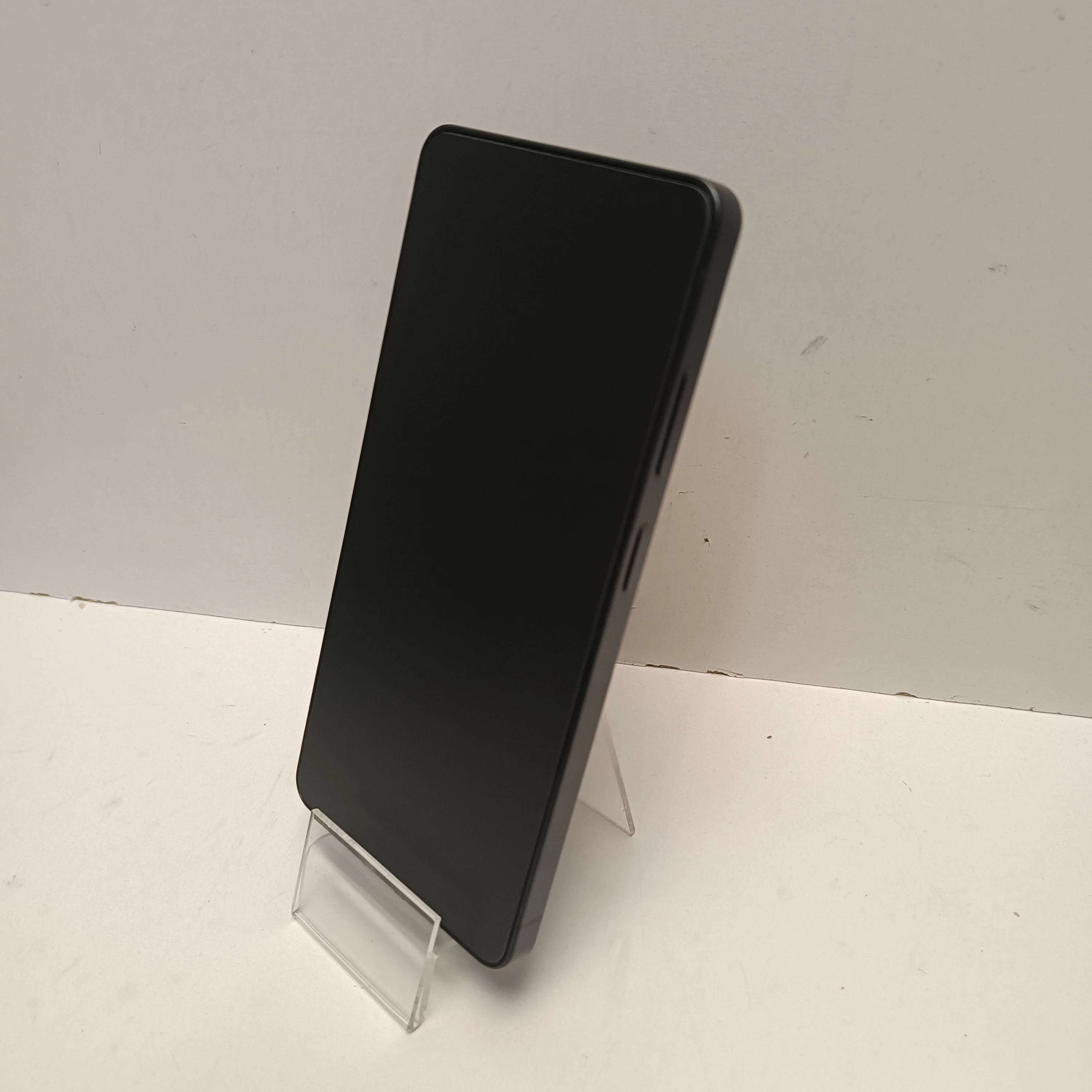 telefon-samsung-galaxy-s26-ultra-12256gb-pojemnosc-akumulatora-5000