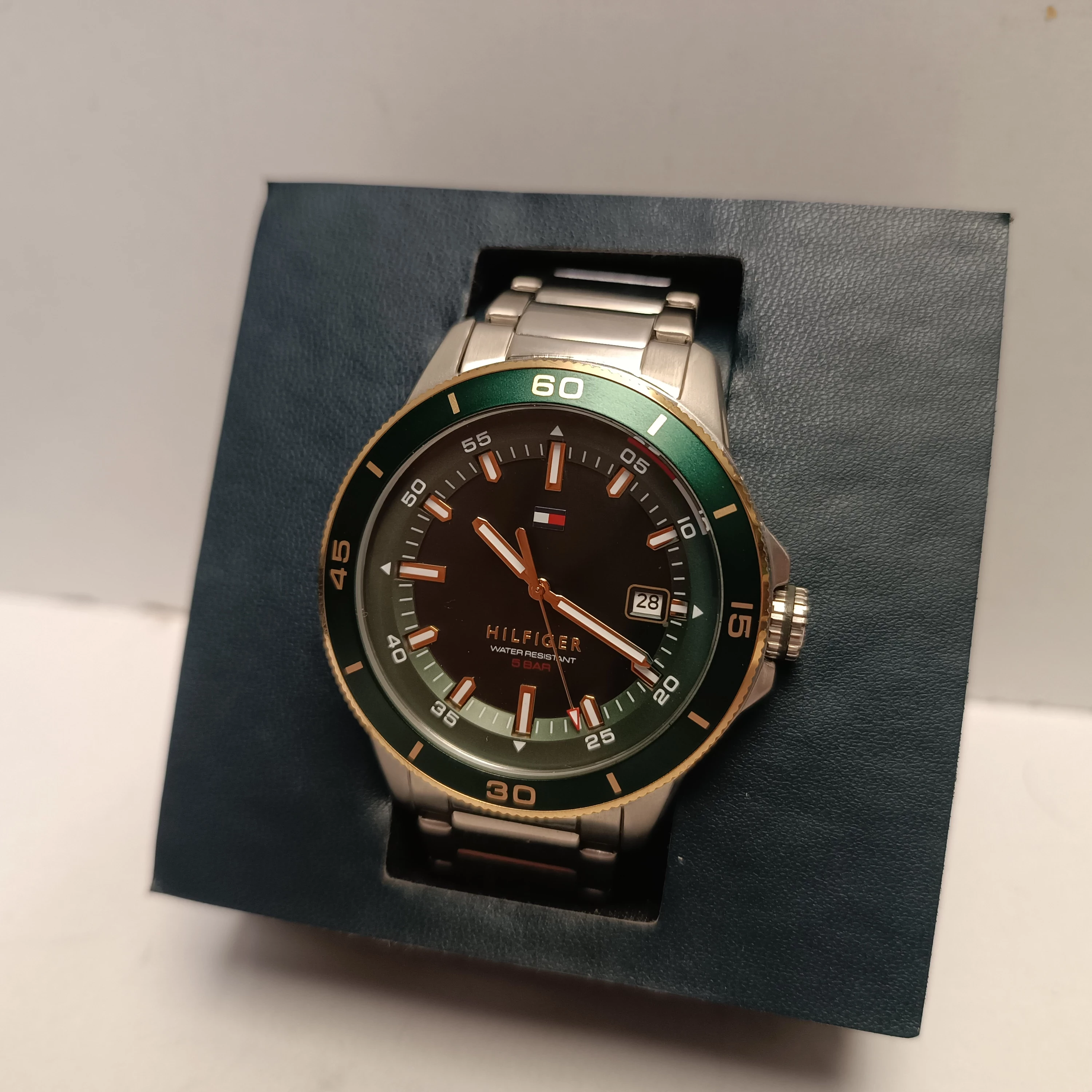 zegarek-meski-tommy-hilfiger-1792230-remy-zielona-tarcza-srebrna-bransolet-mechanizm-18738-1