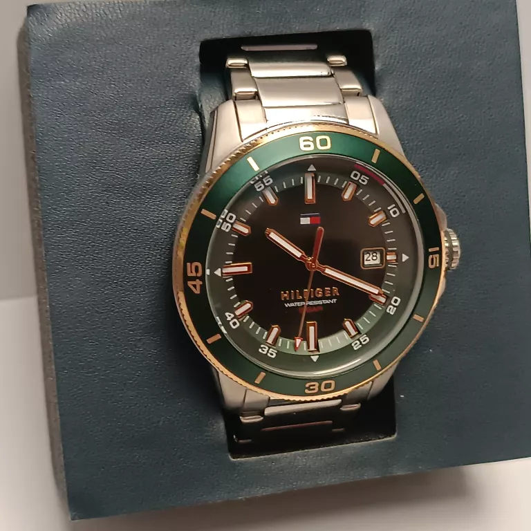 zegarek-meski-tommy-hilfiger-1792230-remy-zielona-tarcza-srebrna-bransolet-ksztalt-koperty-129223-2