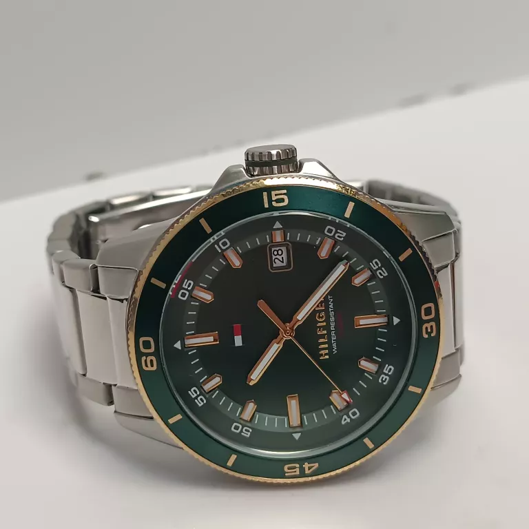 zegarek-meski-tommy-hilfiger-1792230-remy-zielona-tarcza-srebrna-bransolet-model-1792230