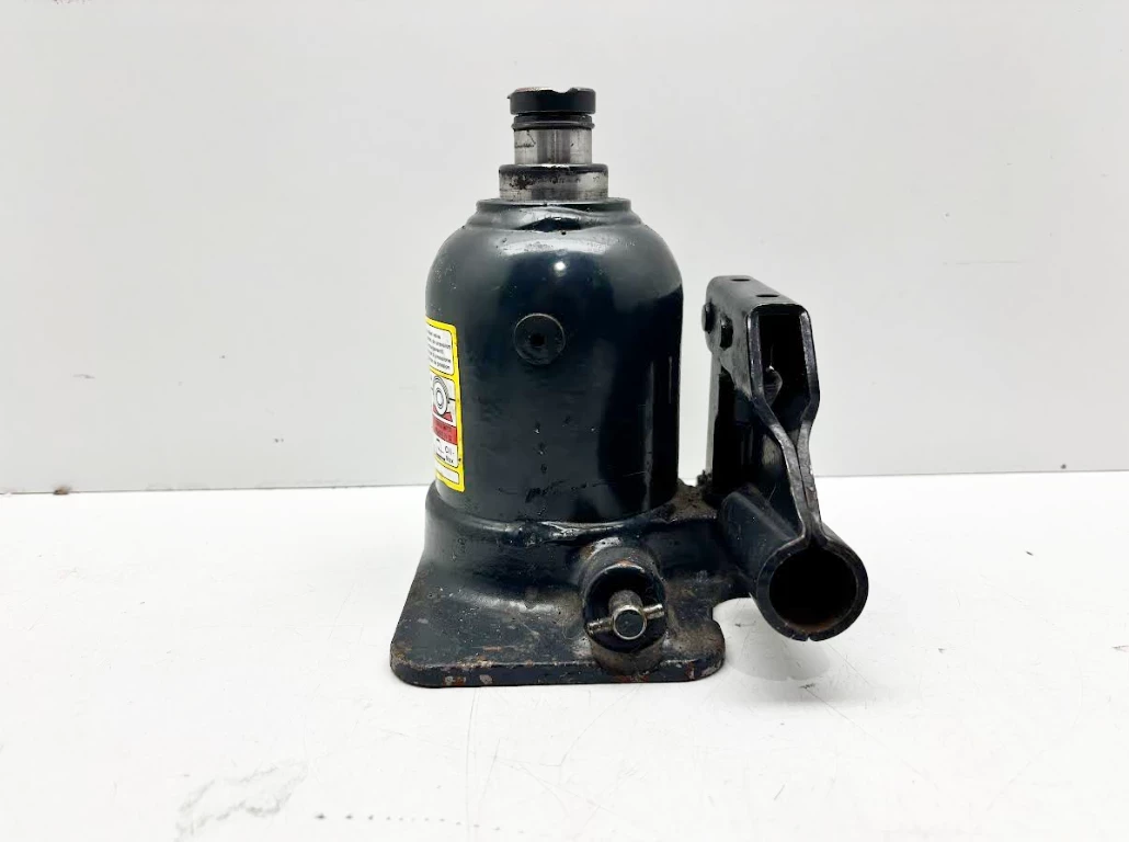 podnosnik-iveco-daily-hydrauliczny-35-t-producent-czesci-127415-71