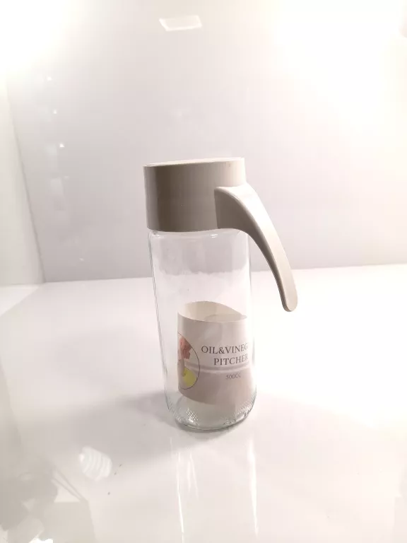 butelka-na-oliwe-i-ocet-szklana-z-dozownikiem-poludniowa-38-przezmierowo-ska