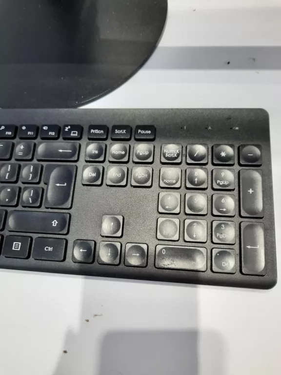 komputer-aio-lenovo-m810z-cpug4560-typ-pamieci-ram-201745-208893