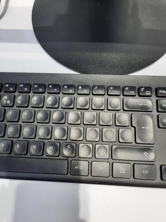 komputer-aio-lenovo-m810z-cpug4560-liczba-rdzeni-procesora-4329-3