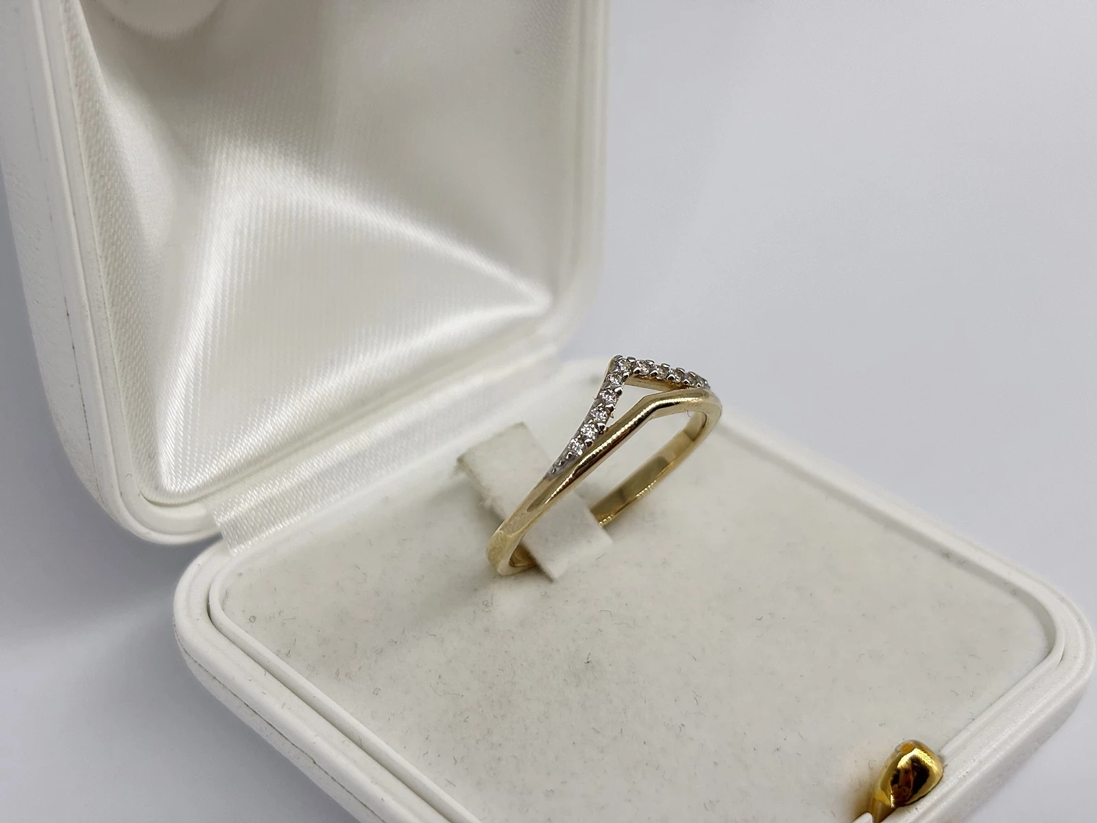 zloty-pierscionek-korona-227g-pr585-rodzaj-2205-2