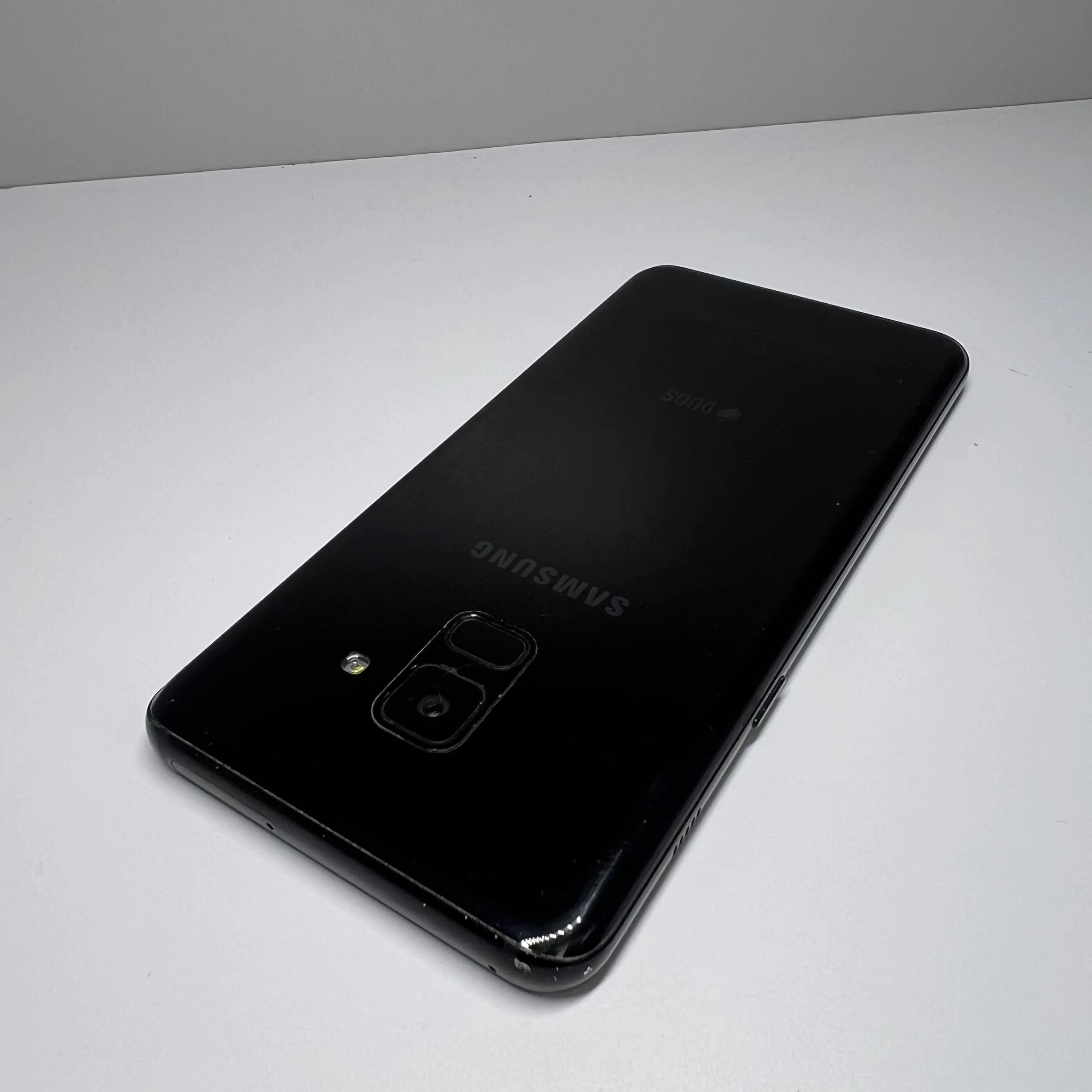 samsung-galaxy-a8-432gb-pamiec-ram-202865-214121