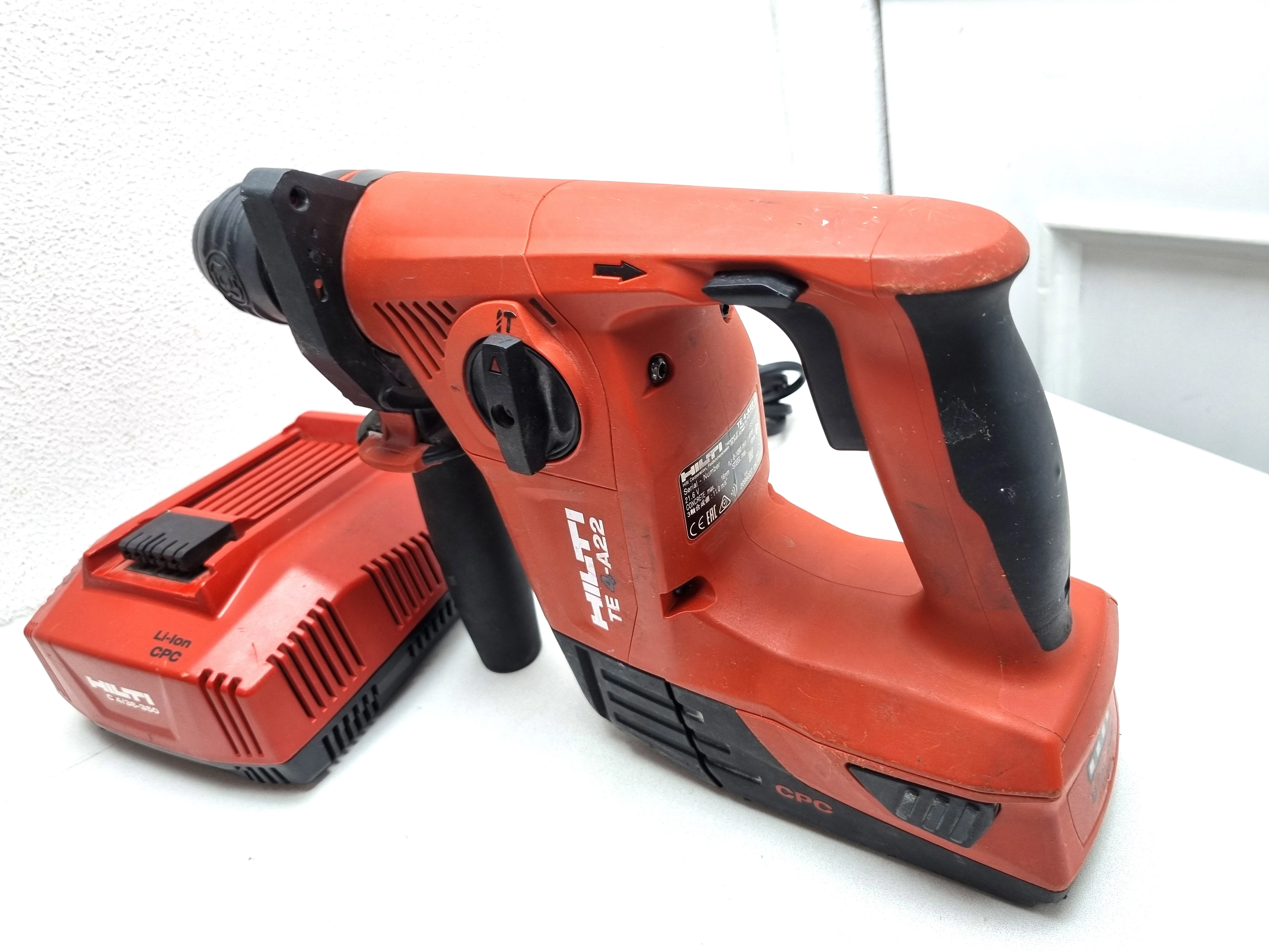 mlotowiertarka-aku-hilti-te-4-a22-aku-ladowarka-maksymalna-moc-90000