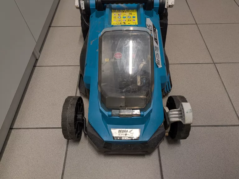 kosiarka-akumulatorowa-dedra-ded7198-szerokosc-koszenia-3300