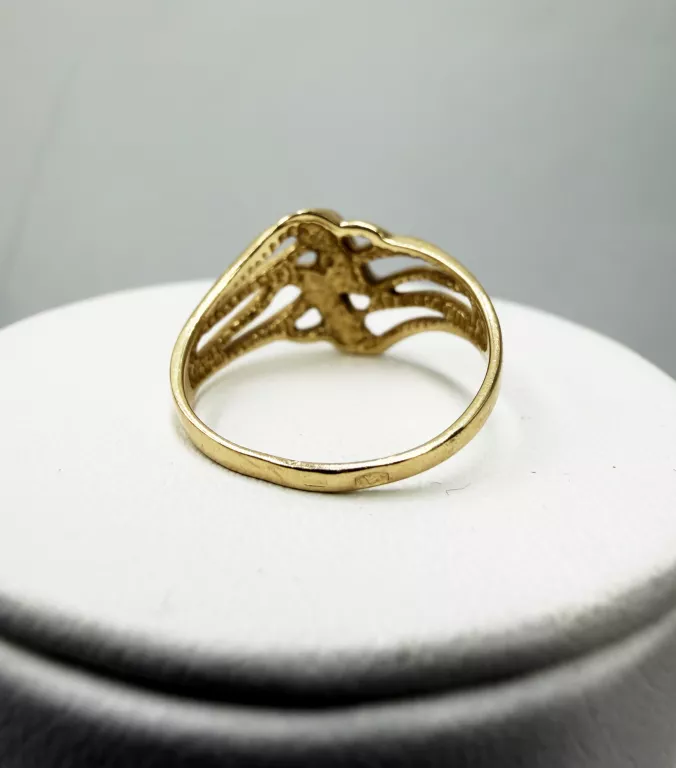 zloty-pierscionek-ze-wzorem-p585240r13-kamienie-221-64