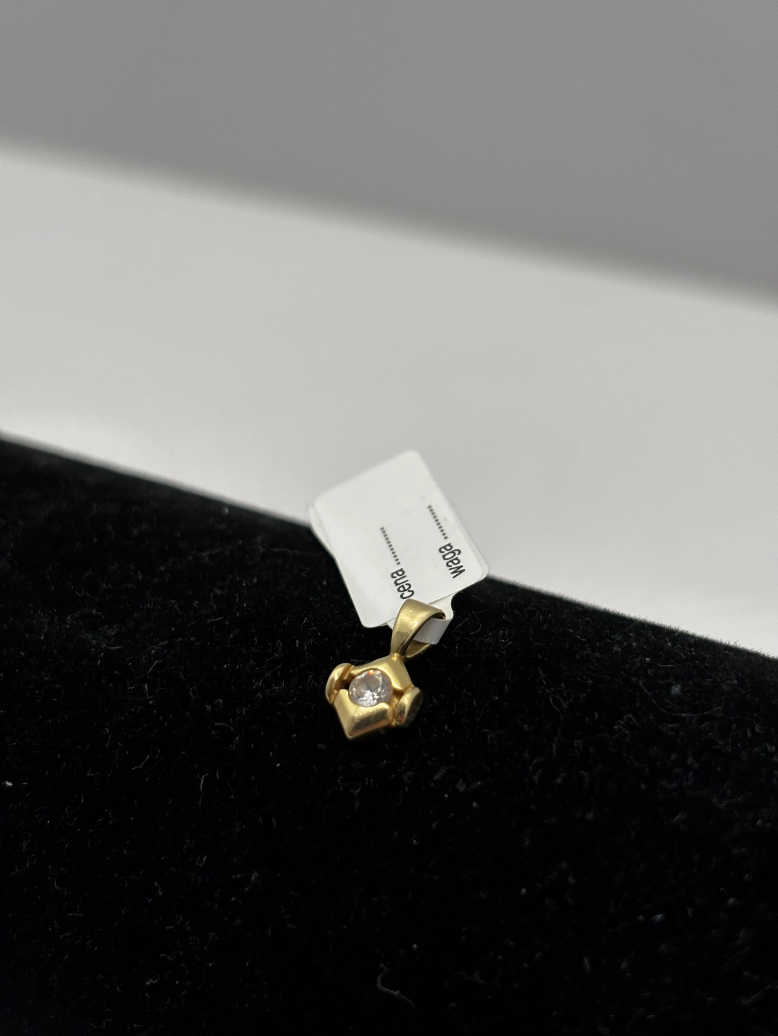 wyrob-jubilerski-uzywany-zlota-zawieszka-p585-grunwaldzka-24-sj-olsztyn