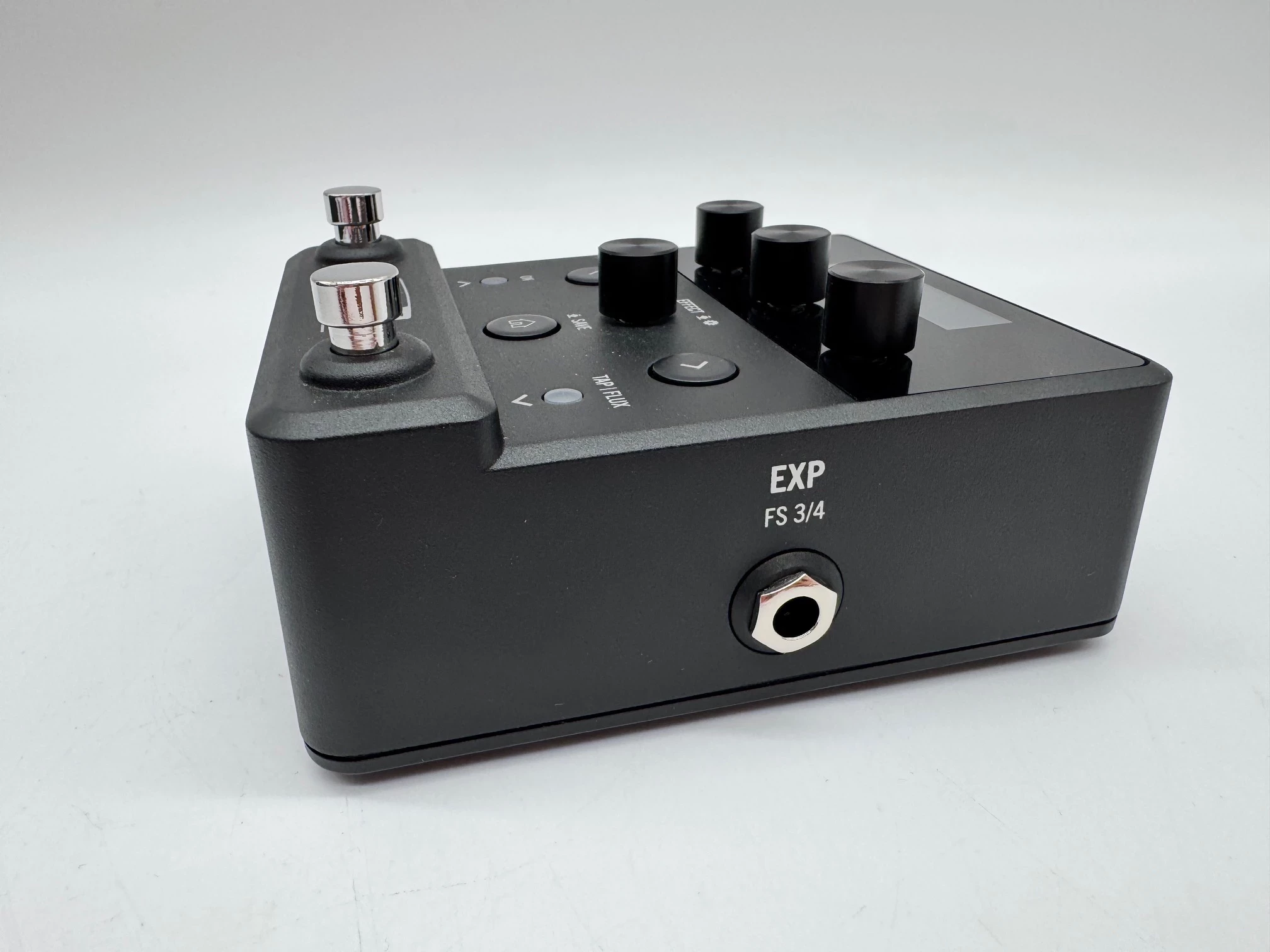 multiefekt-gitarowy-do-gitary-elektrycznej-line6-hx-one-kpl-gw-kod-producenta-lh556288