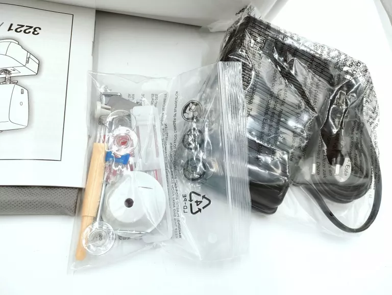 maszyna-do-szycia-singer-3232-stan-11323-2