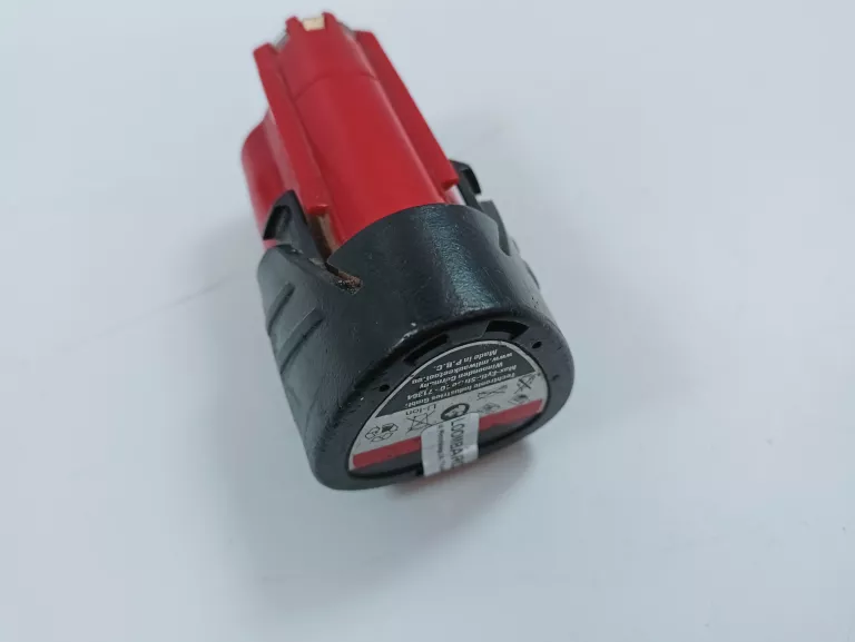 akumulator-milwaukee-2ah-m12-pojemnosc-akumulatora-200