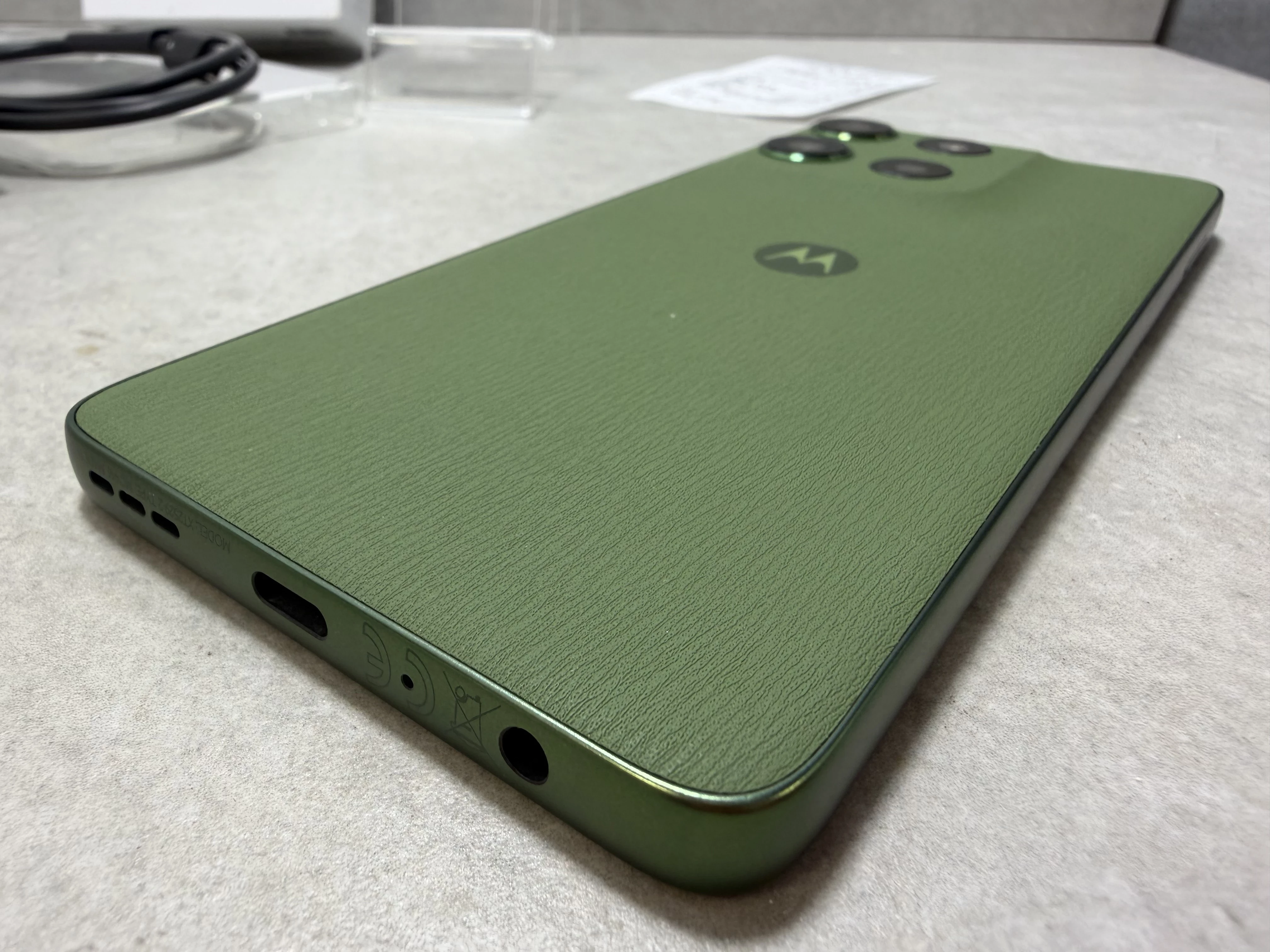 telefon-smartfon-motorola-moto-g56-8-gb-256-gb-5g-zielony-kod-producenta-pb7y0033pl