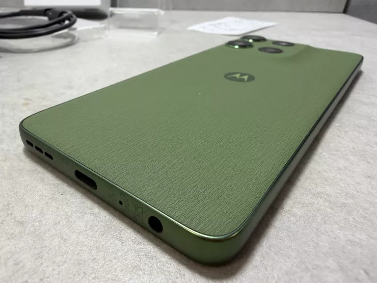 telefon-smartfon-motorola-moto-g56-8-gb-256-gb-5g-zielony-kod-producenta-pb7y0033pl