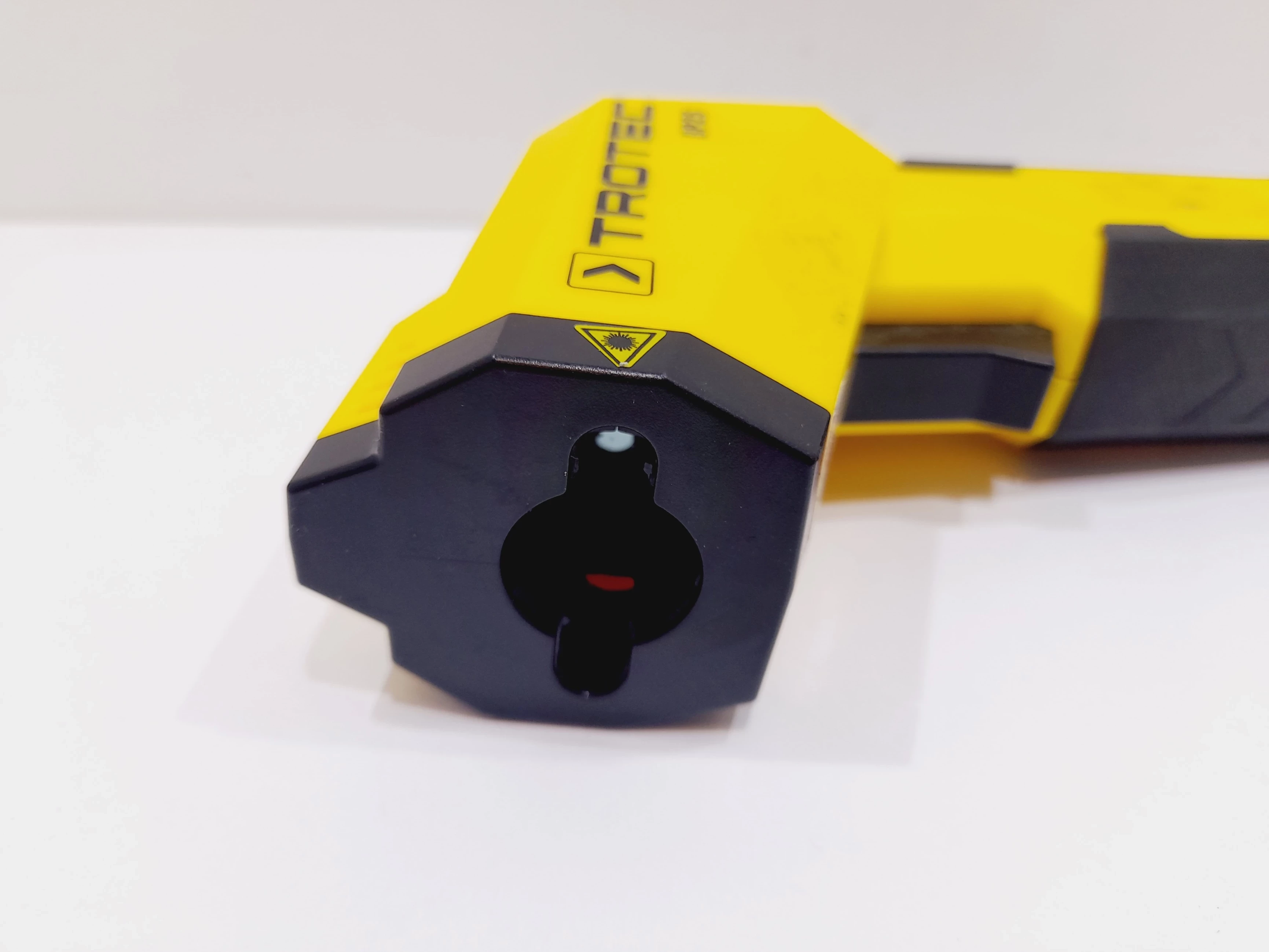 pirometr-termometr-bezkontaktowy-laserowy-marka-248811-958954