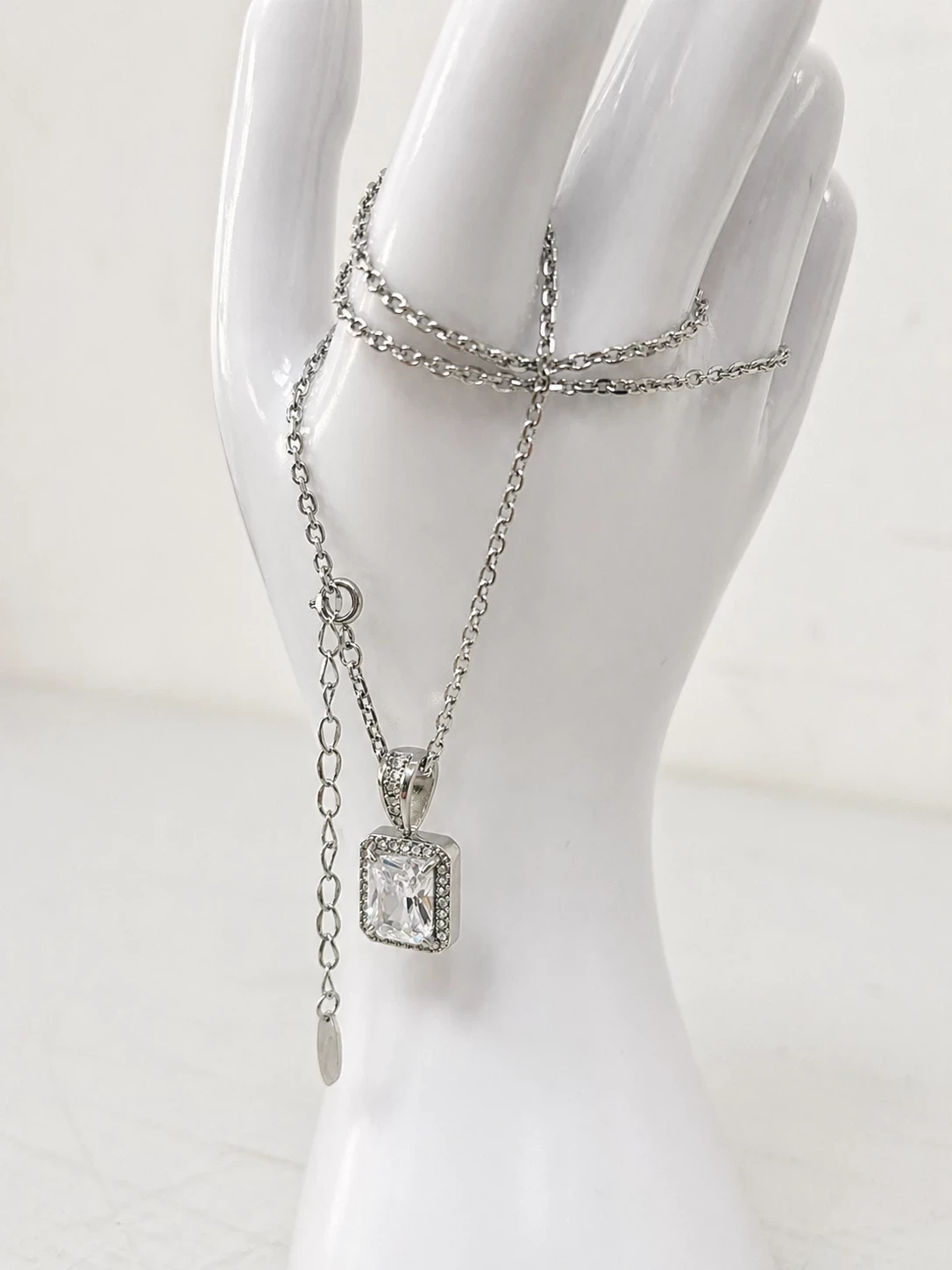 cudowna-celebrytka-naszyjnik-ze-krysztalem-blueberry-cp-20456-ean-gtin-5905248452251