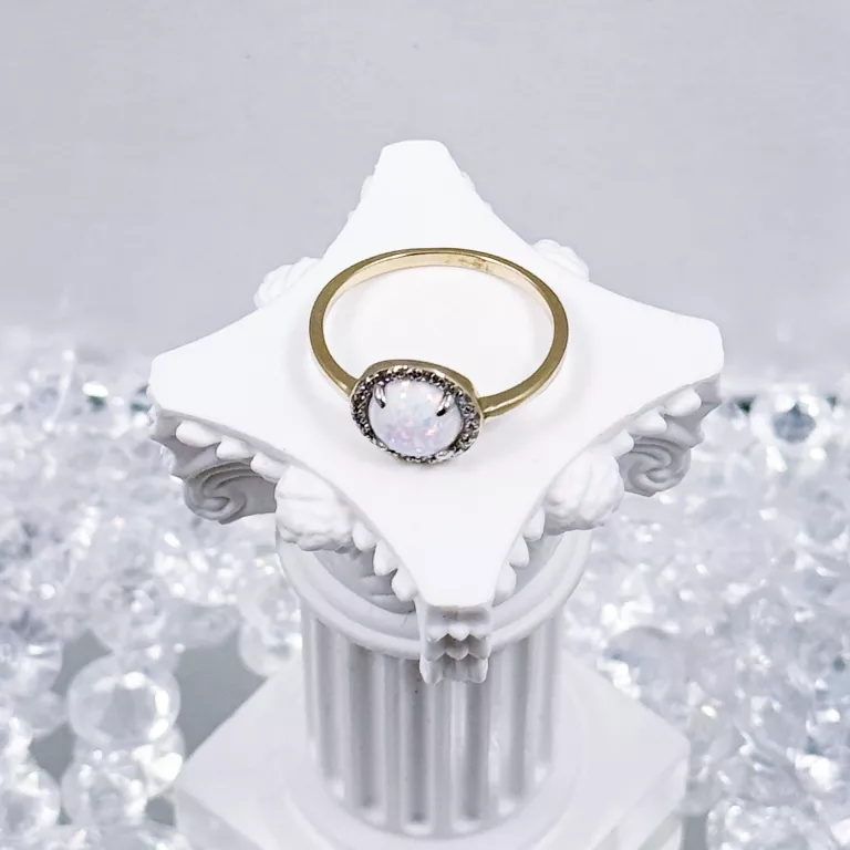 sliczny-zloty-pierscionek-z-kamieniem-14-karatowy-r13-stan-11323-238058