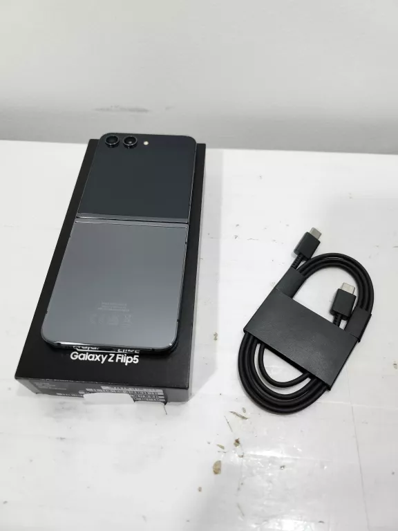 telefon-samsung-galaxy-z-flip-5-kod-producenta-sm-f731bzaheue