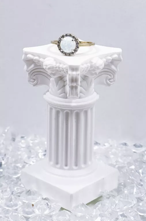 sliczny-zloty-pierscionek-z-kamieniem-14-karatowy-r13-kosciuszki-159-wroclaw-gracja