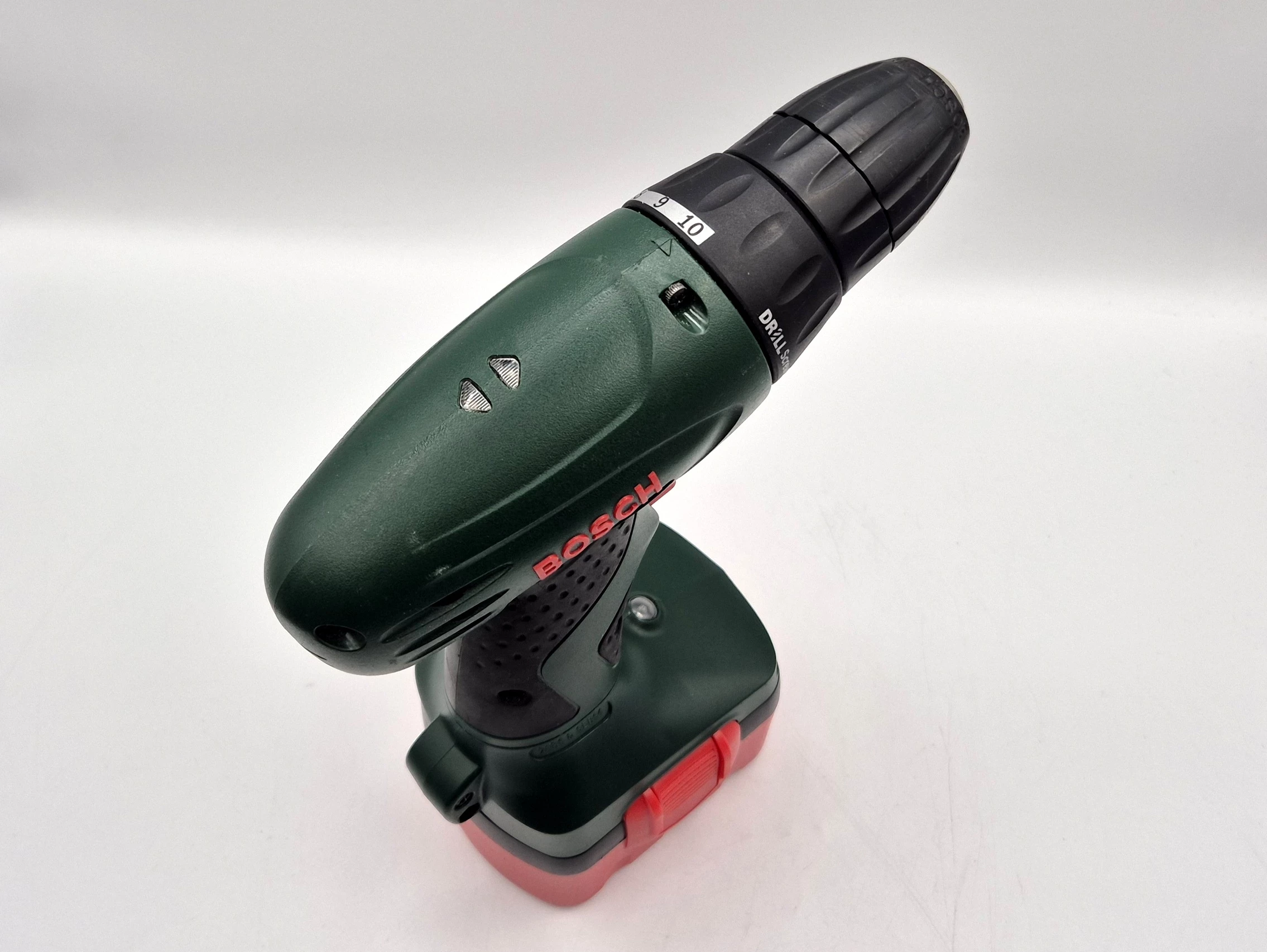 wkretarka-akumulatorowa-bosch-psr-144v-2-aku-ladowarka-rodzaj-silnika-204657-221321