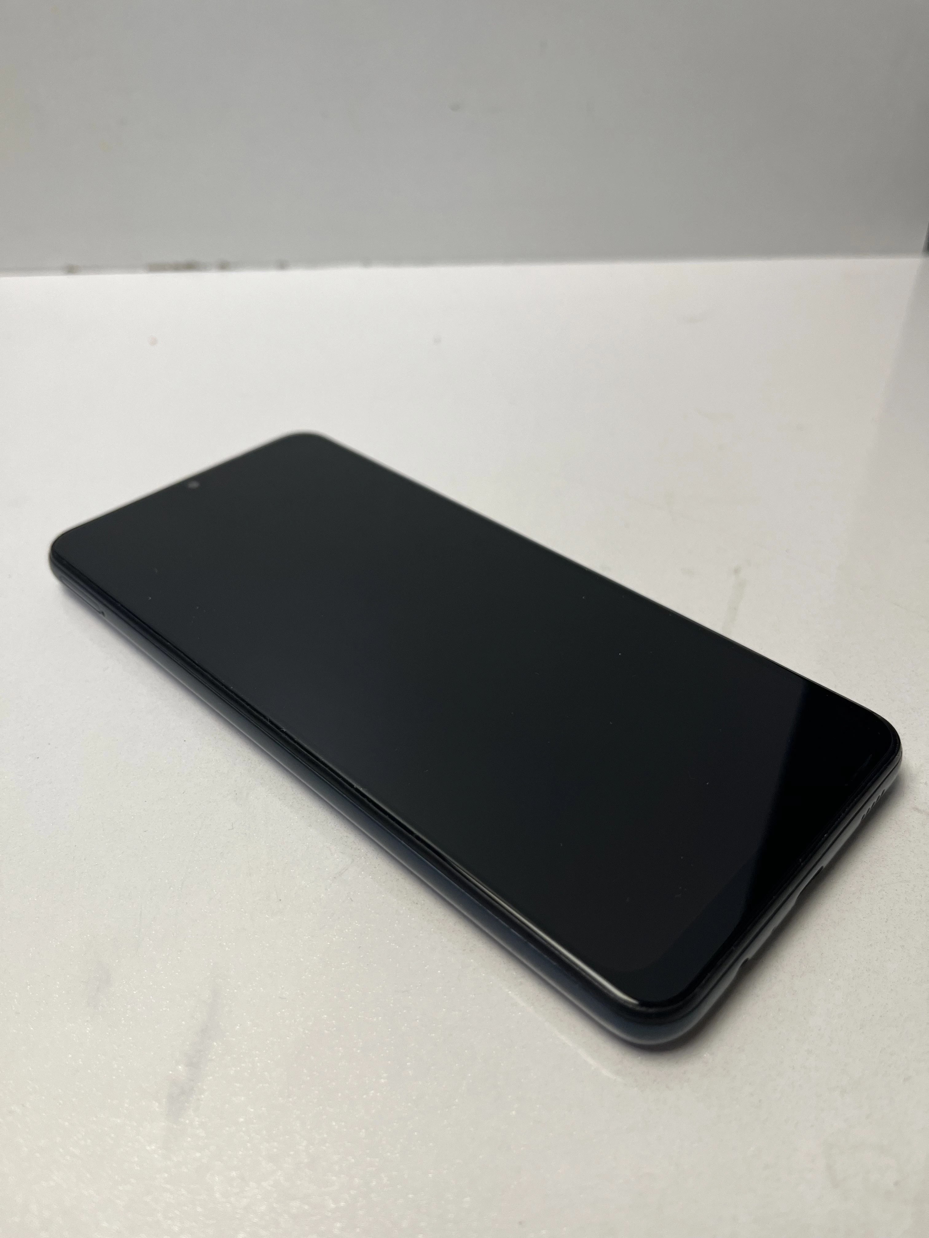 telefon-samsung-galaxy-m12-464gb-system-operacyjny-4388-1