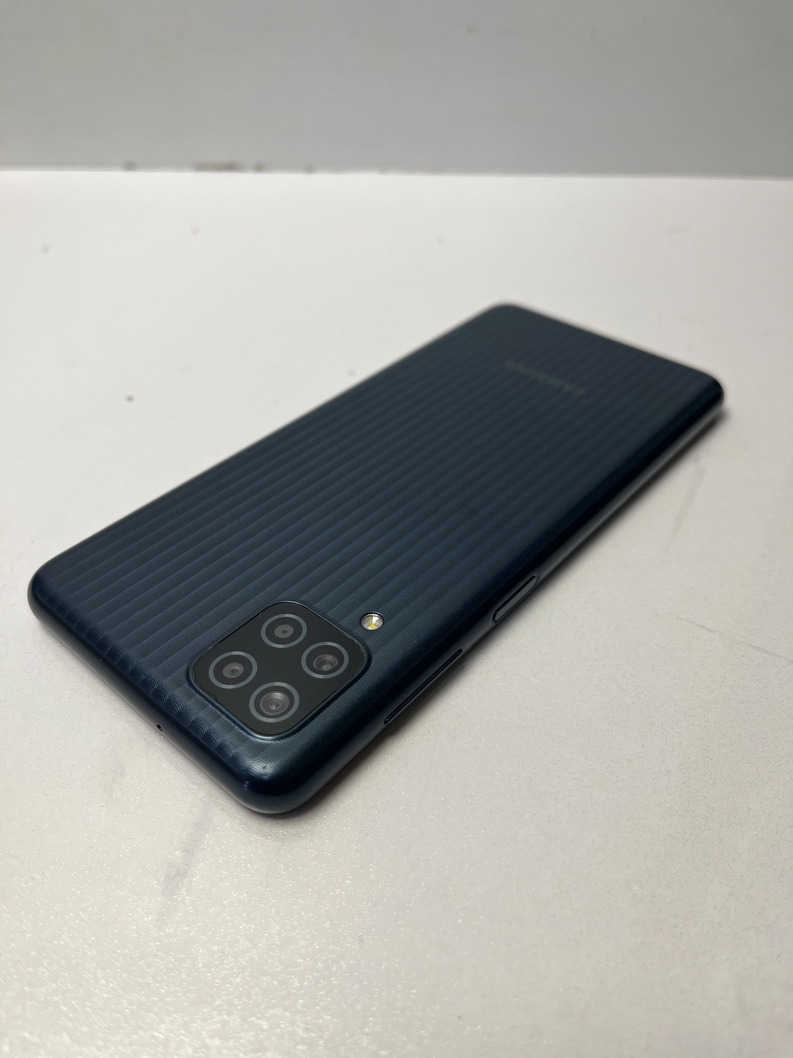 telefon-samsung-galaxy-m12-464gb-wbudowana-pamiec-202869-214193