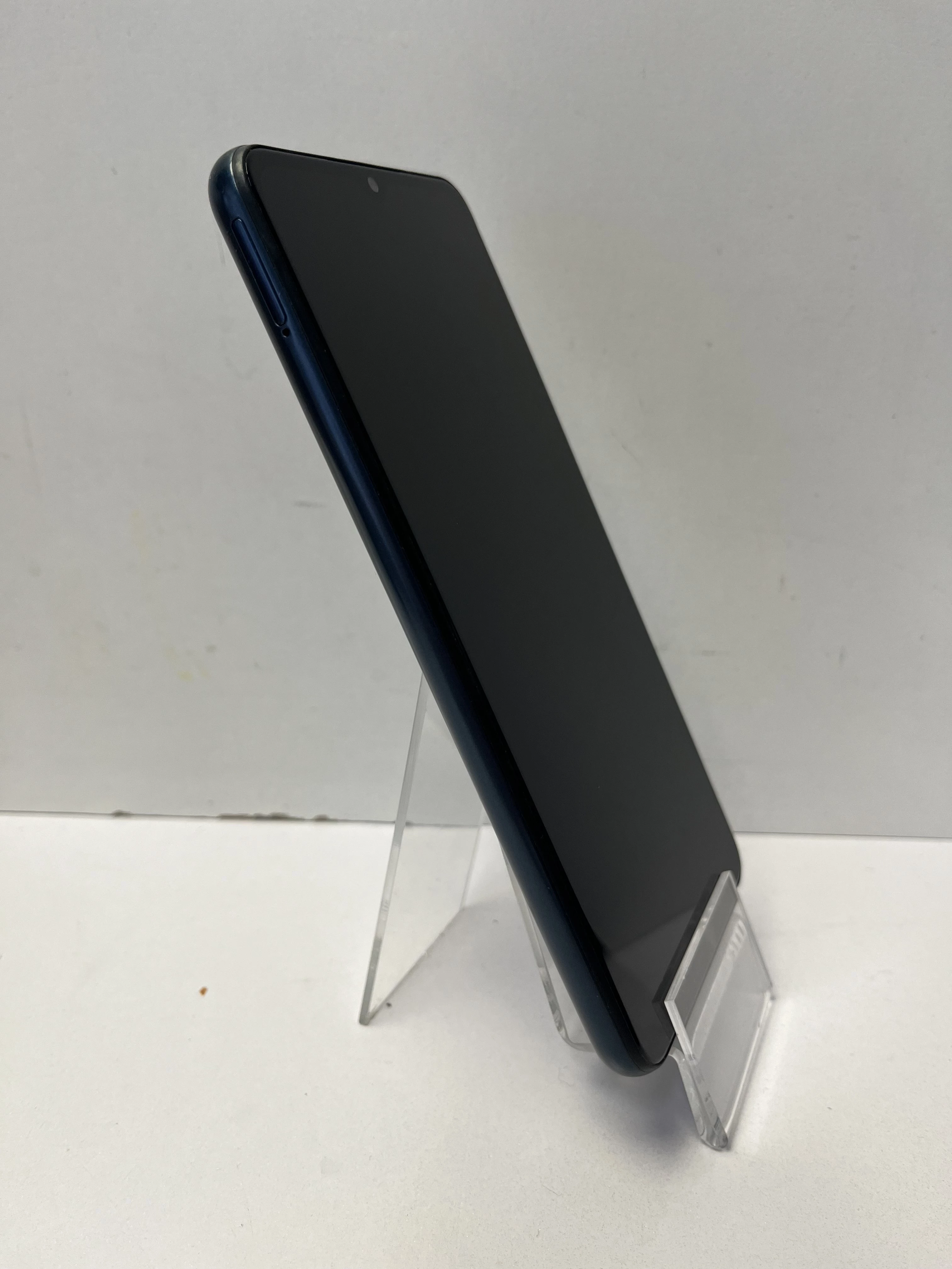 telefon-samsung-galaxy-m12-464gb-stan-11323-2