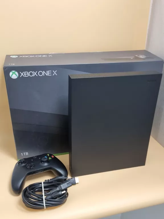 konsola-microsoft-xbox-one-x-1tb-jozefczaka-4-bytom