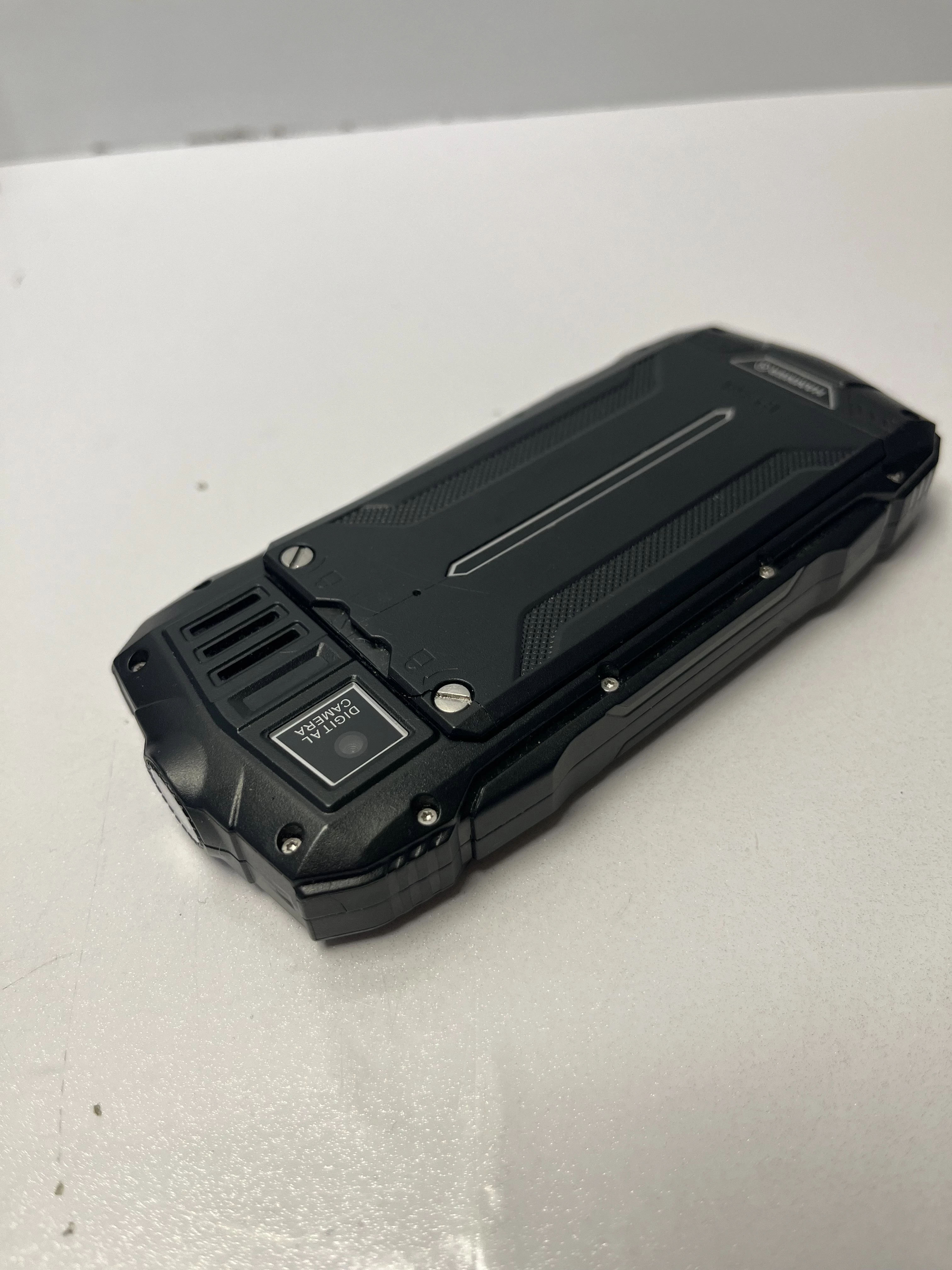 telefon-hammer-rock-wbudowana-pamiec-202869-214229