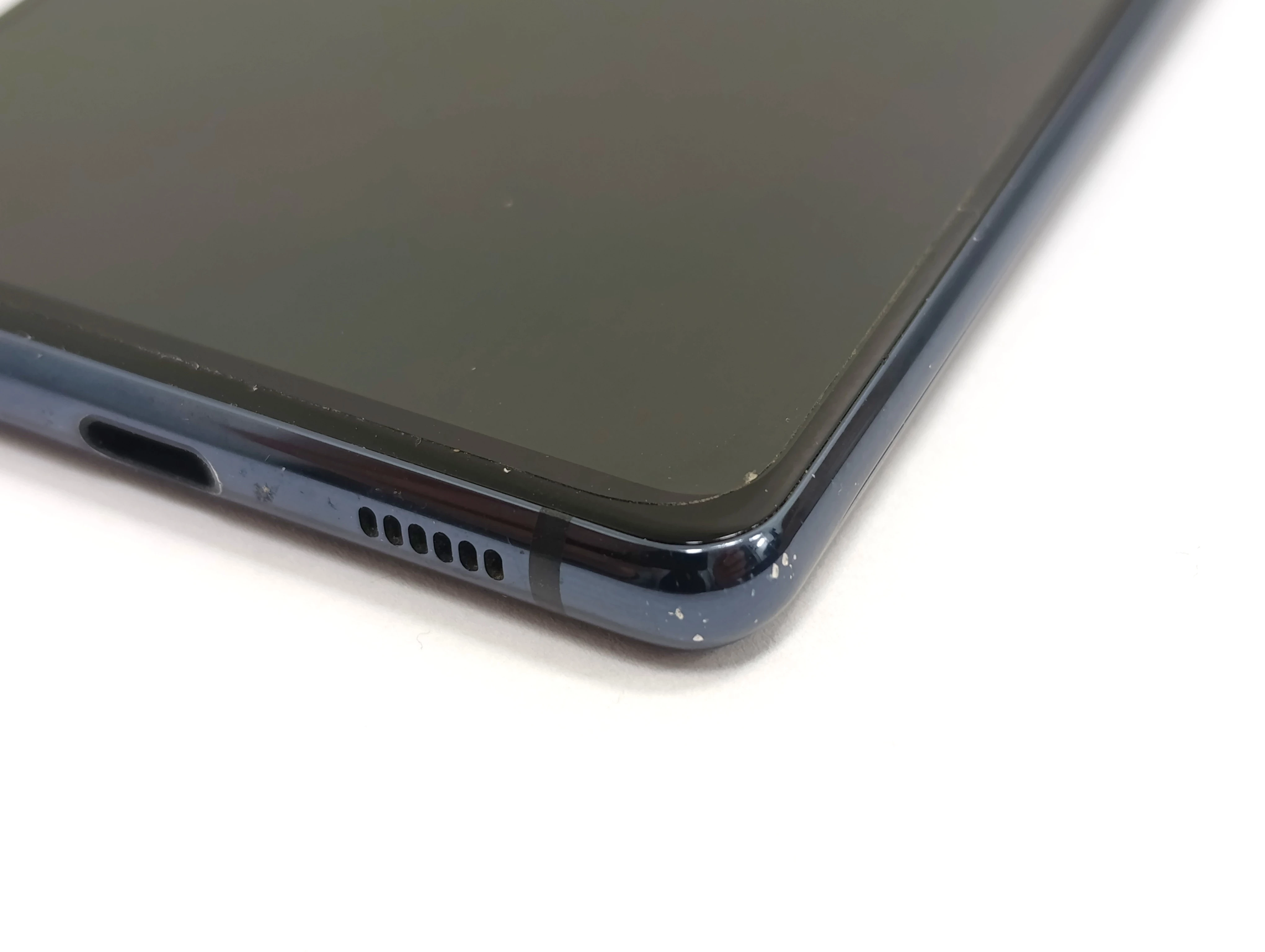 telefon-samsung-galaxy-s20-fe-6128gb-przekatna-ekranu-650