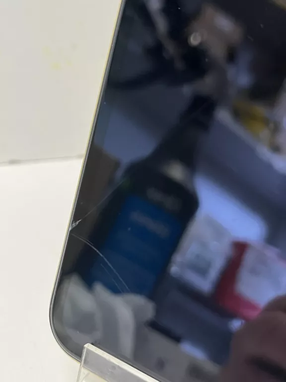 telefon-apple-iphone-11-128gb-76-bat-opis-typ-202685-212929