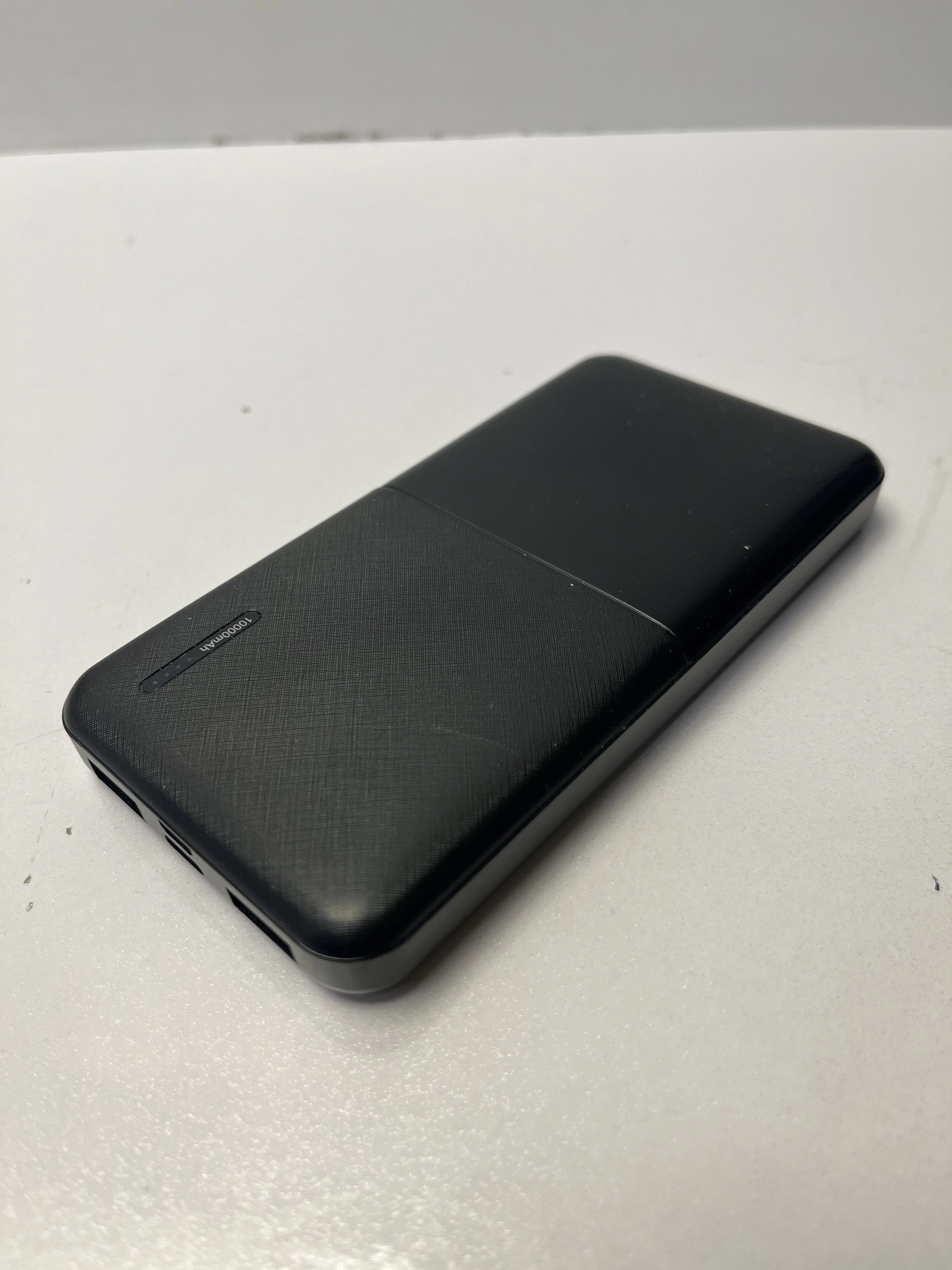 powerbank-cha24023-10000mah-pojemnosc-akumulatora-10000