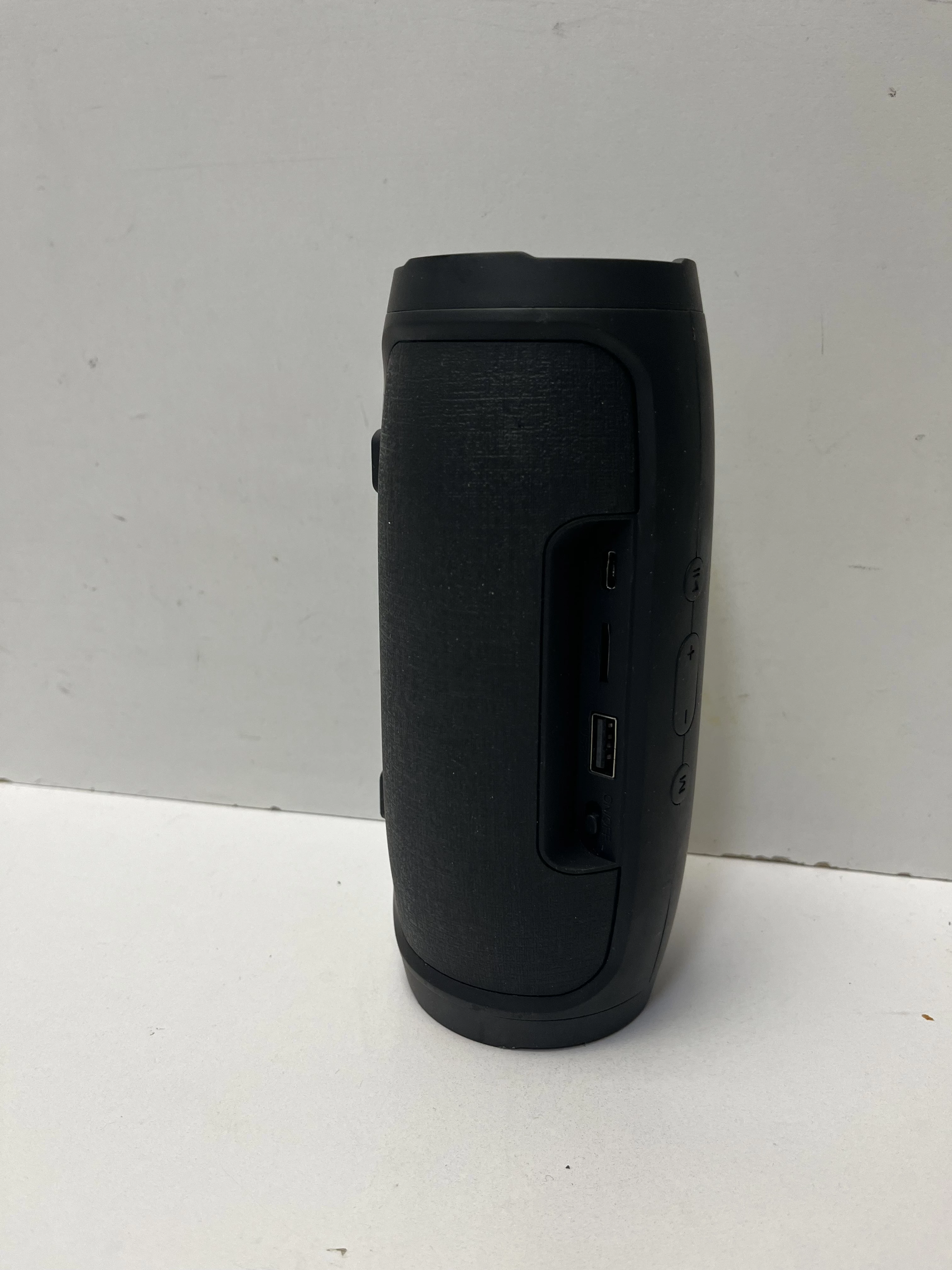 glosnik-bt-czarny-ean-gtin-5907394601163