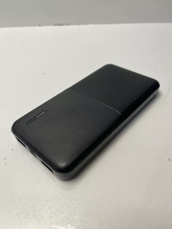 powerbank-cha24023-10000mah-pojemnosc-akumulatora-10000