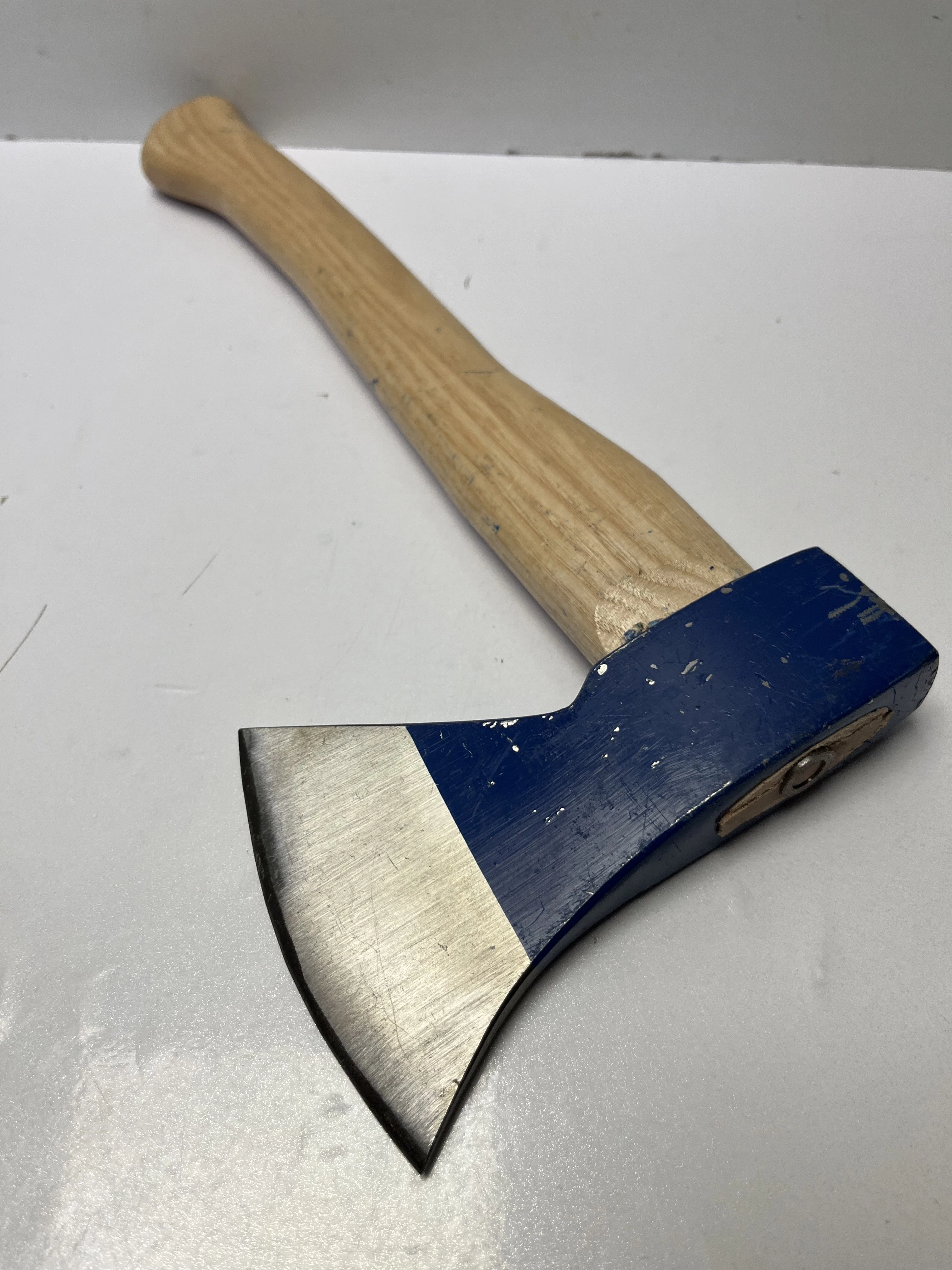 siekiera-lux-tools-osiedle-teatralne-3u15-krakow