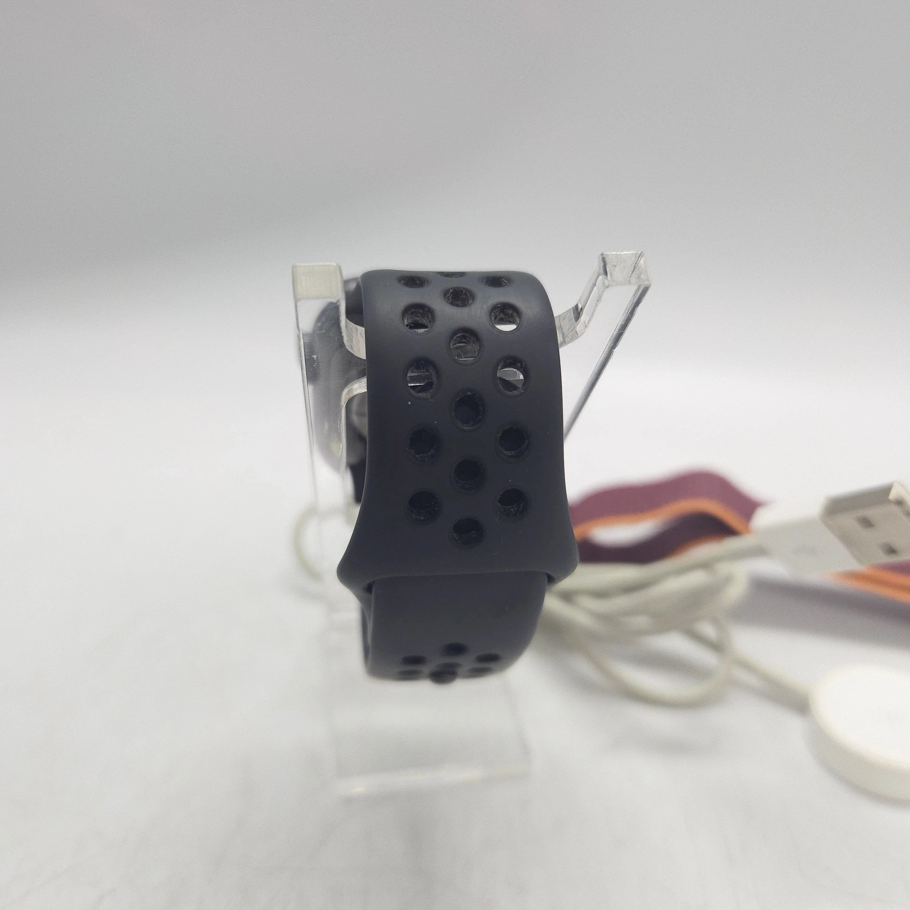 zegarek-applewatch-4-nike-stan-11323-2