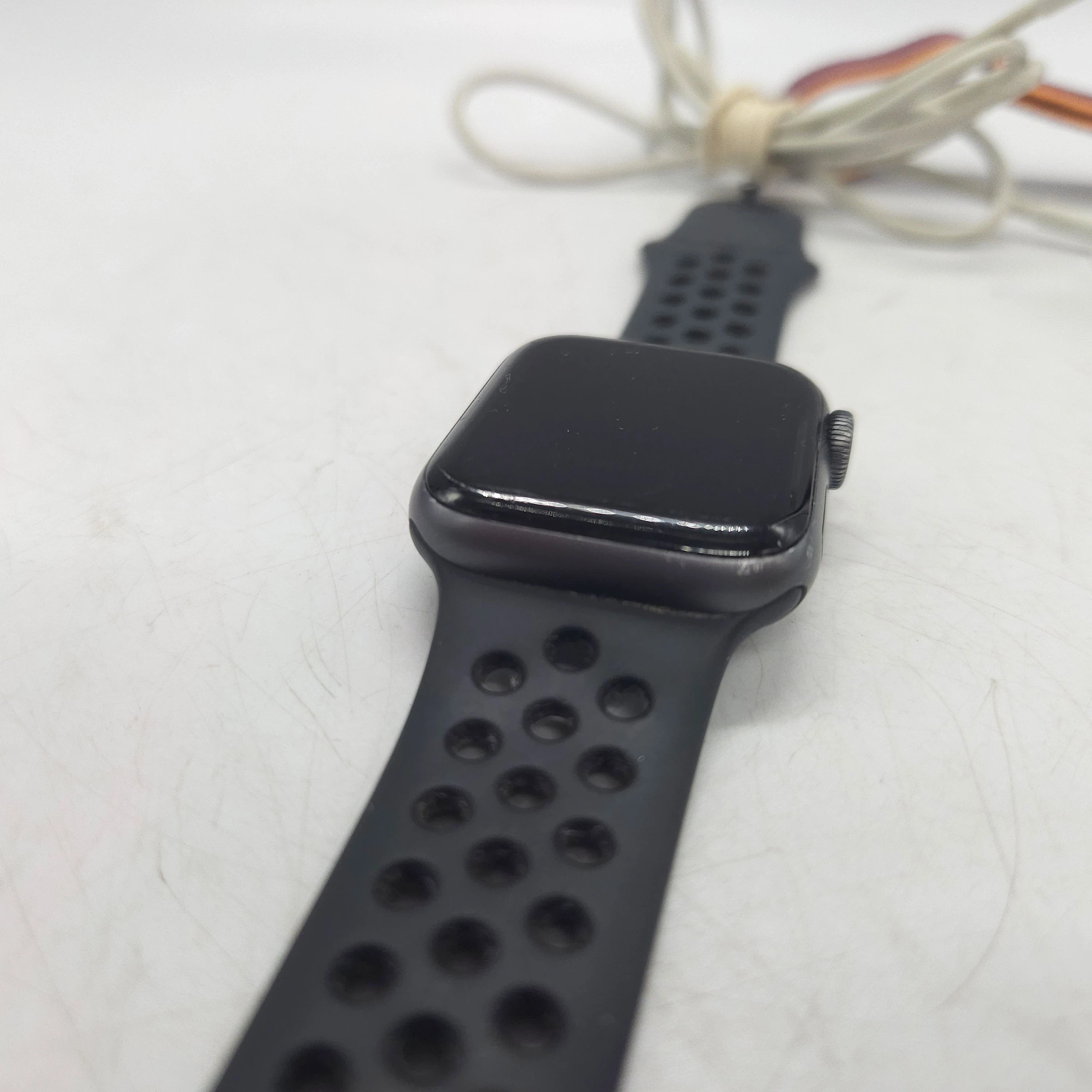 zegarek-applewatch-4-nike-kolor-249512-1647420