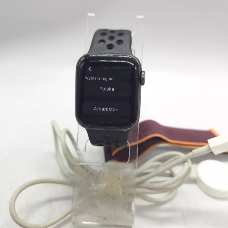 zegarek-applewatch-4-nike-3-maja-48-poznan-ska-x