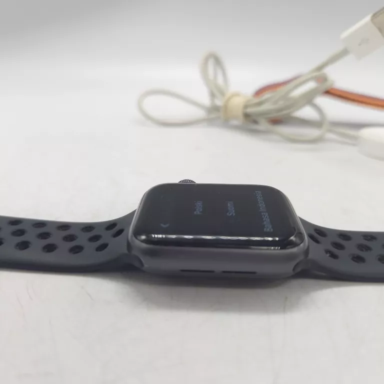 zegarek-applewatch-4-nike-wysokosc-koperty-4000