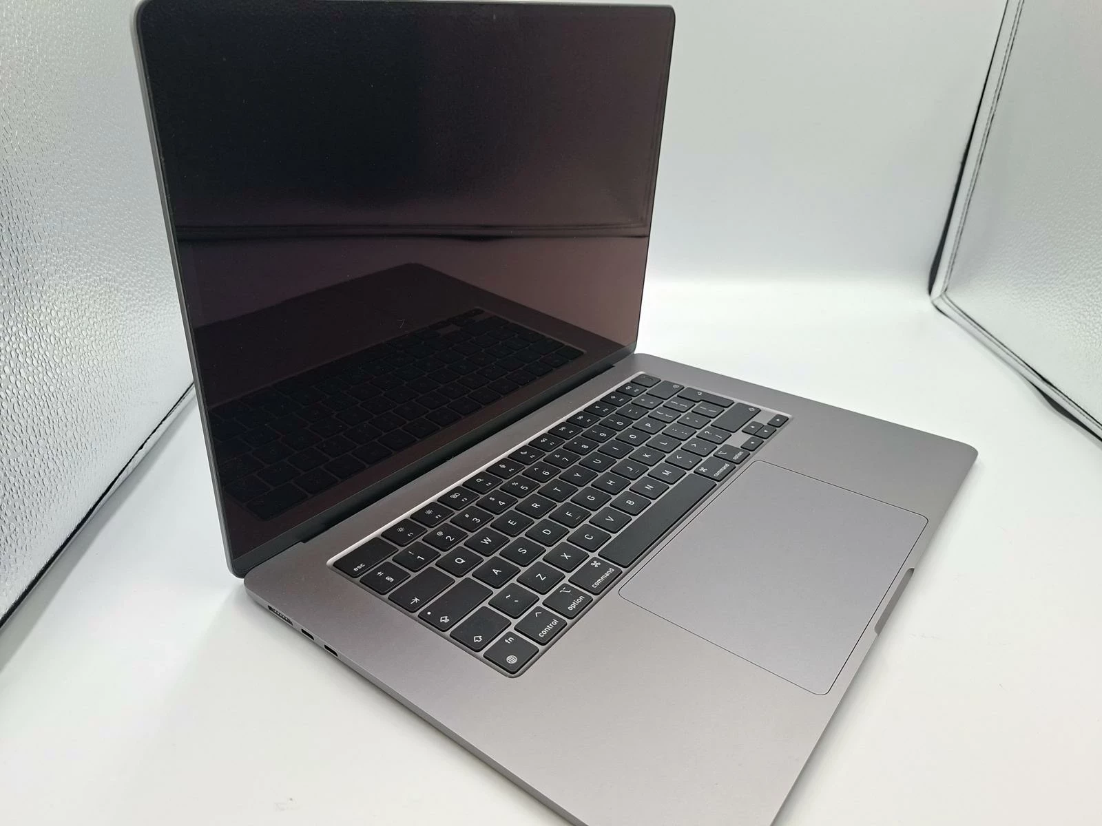 macbook-air-model-air-a3114-16256gb-komplet-stan-11323-2