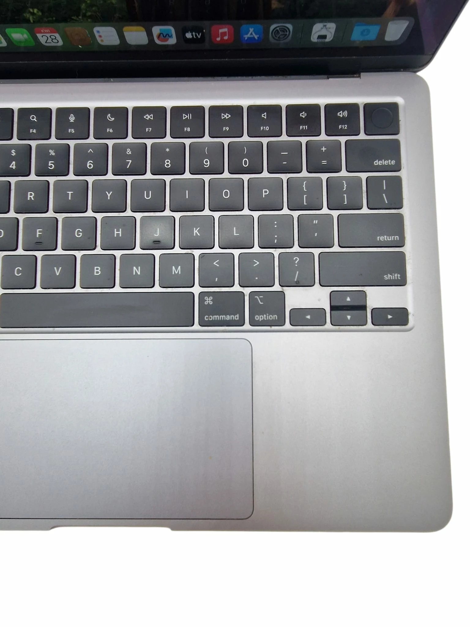 apple-macbook-air-136-inch-a2681-m2-8-gb-256-gb-88-bateri-481-cykli-ean-gtin-194253081555