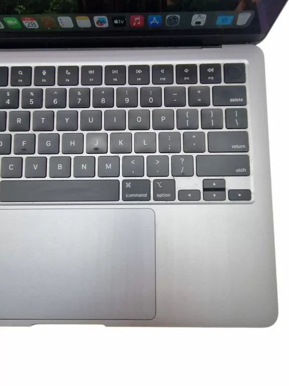 apple-macbook-air-136-inch-a2681-m2-8-gb-256-gb-88-bateri-481-cykli-ean-gtin-194253081555