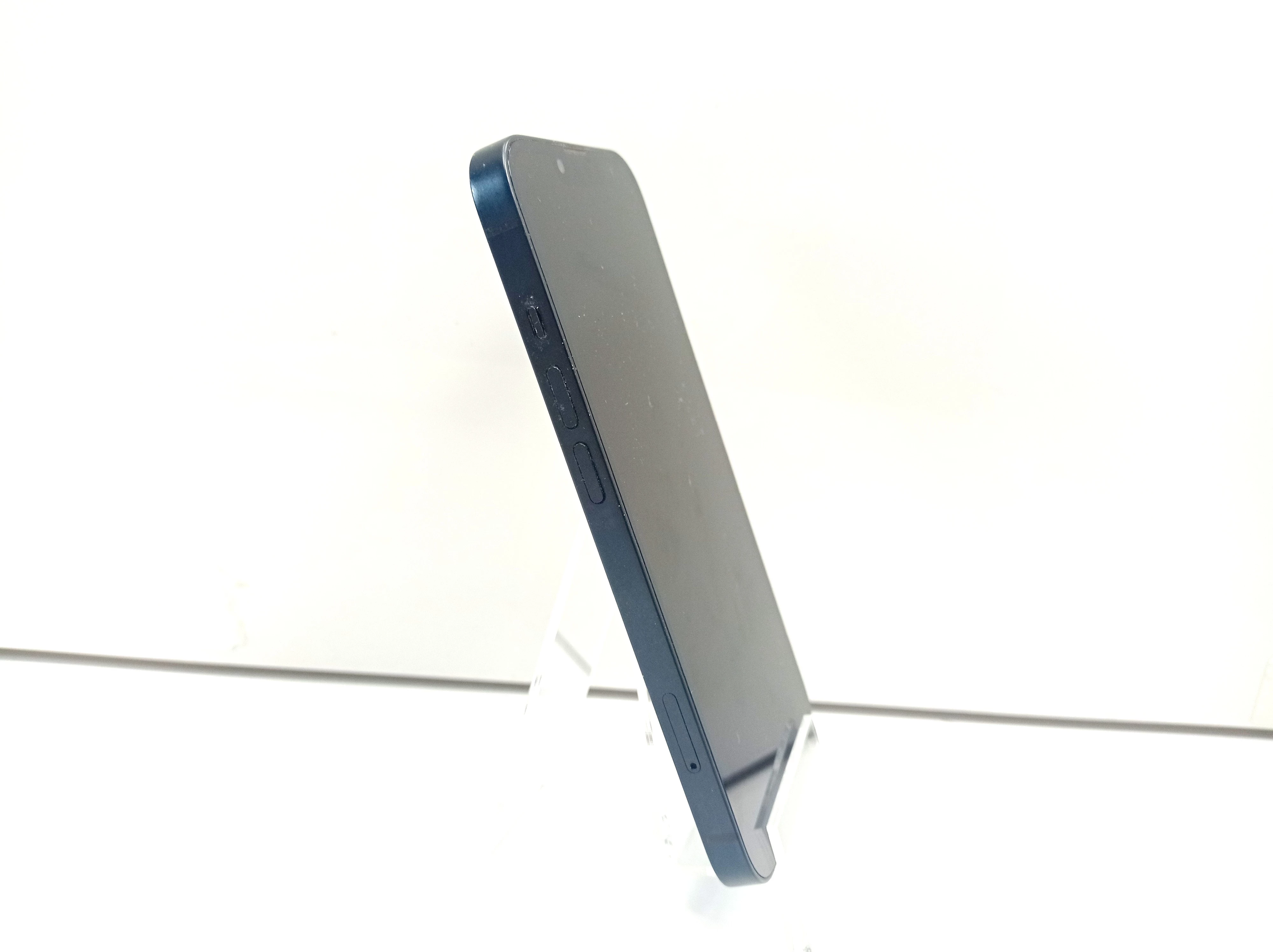 telefon-iphone-13-4gb-128gb-typ-202685-212929