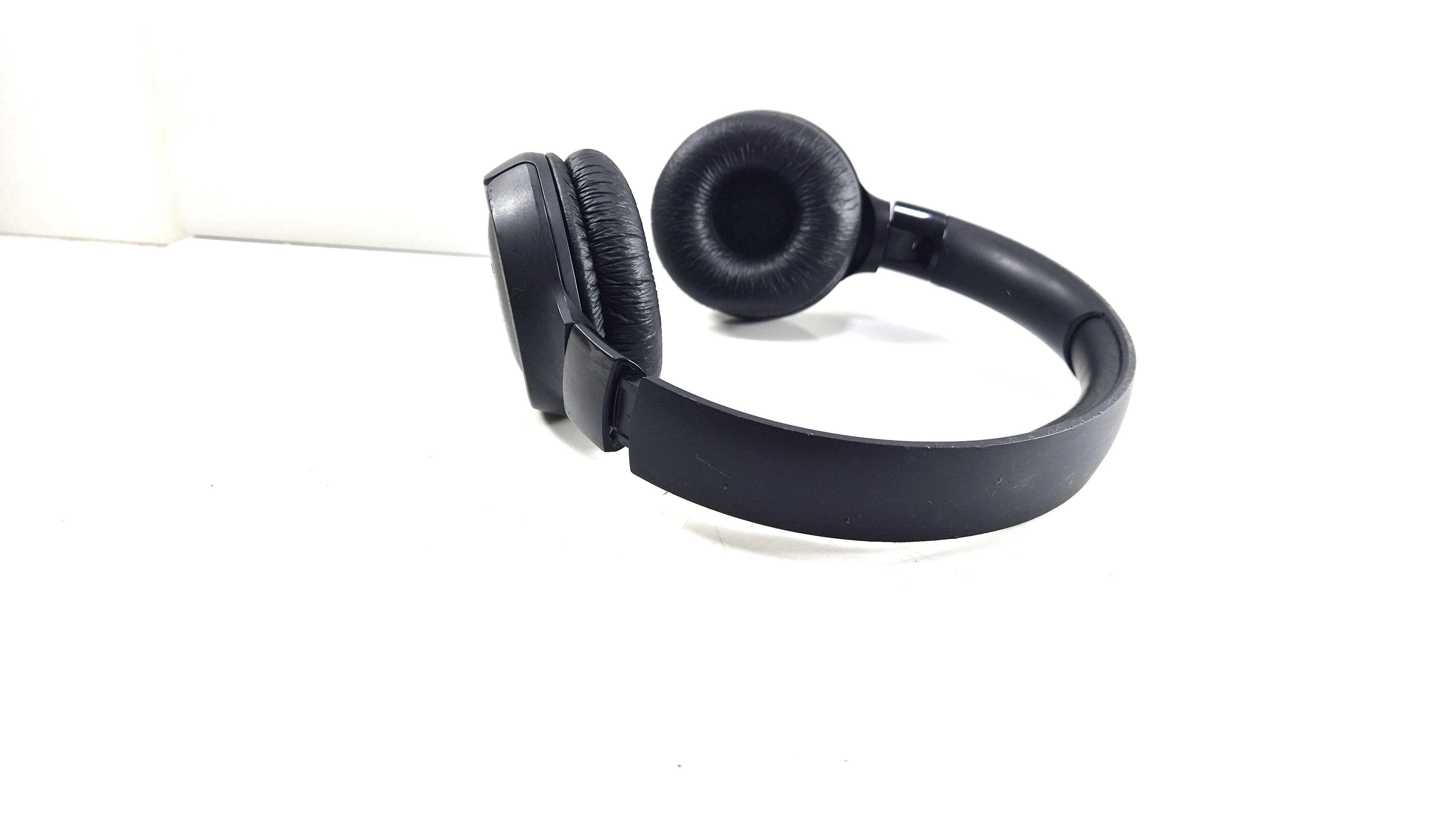 sluchawki-jbl-nauszne-bezprzewodowe-czarne-rodzaj-sluchawek-203681-217745