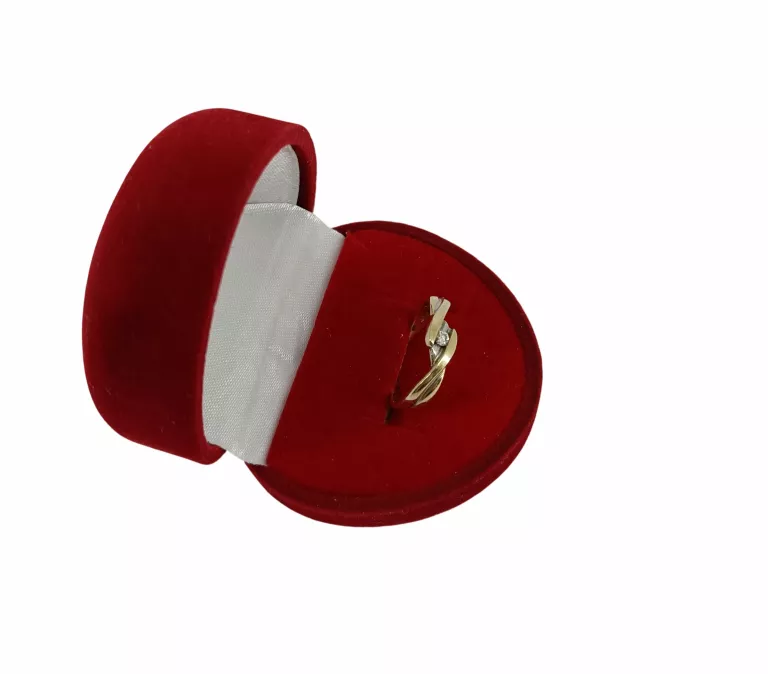 niezwykly-zloty-pierscionek-z-diamentem-182g-r9-rodzaj-2205-2