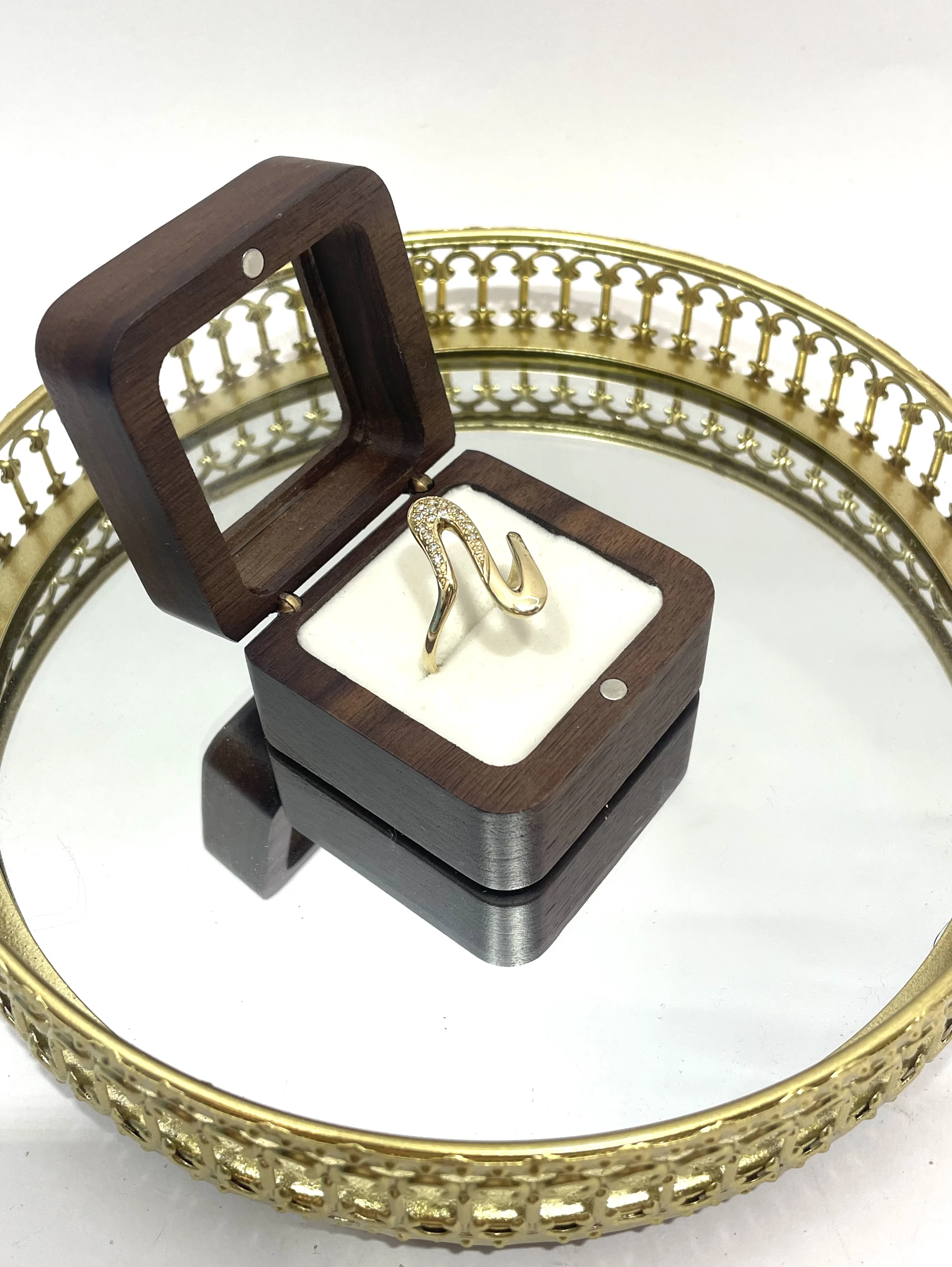 zloty-pierscionek-14k-585-444g-r25-ean-gtin-5903772011951