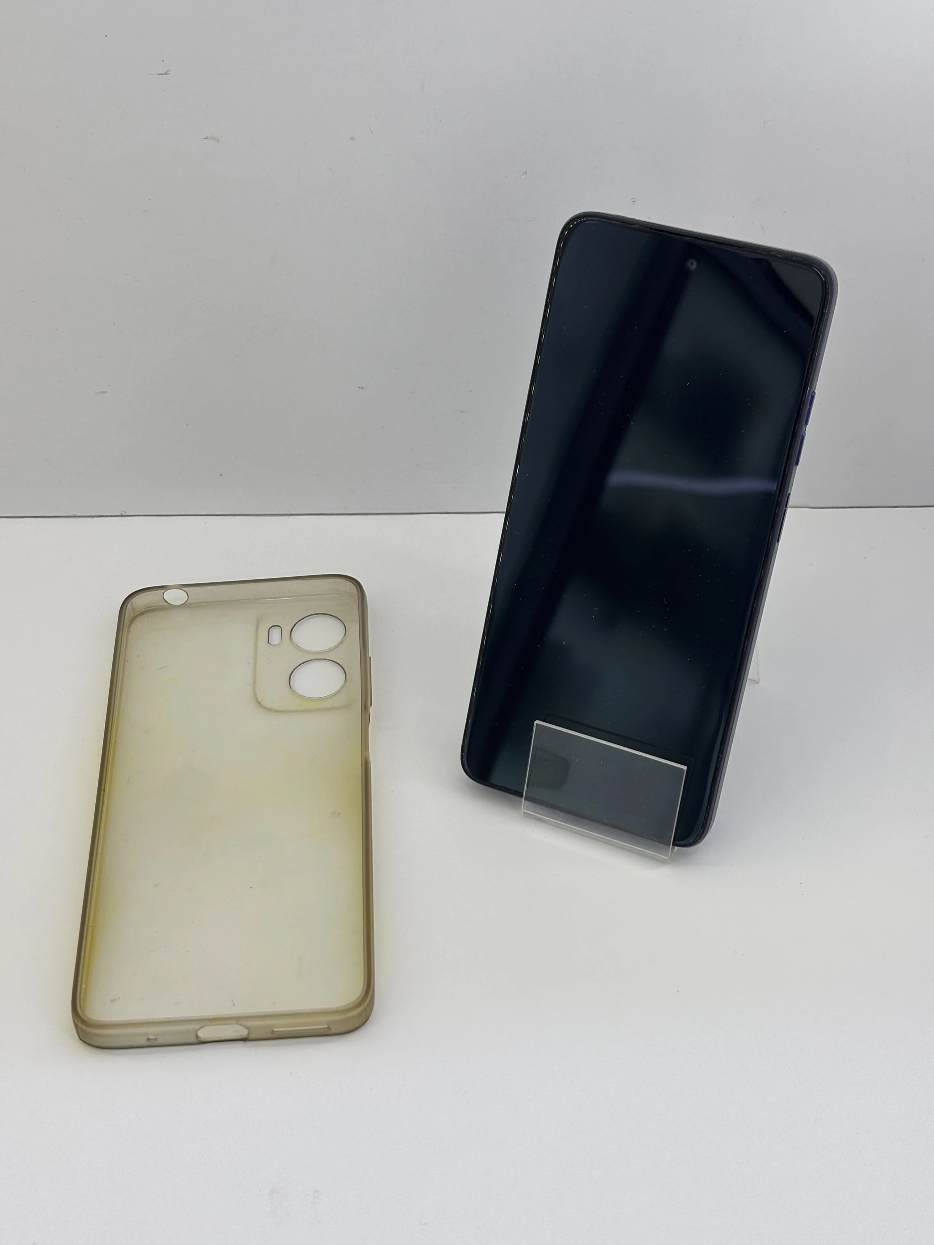 telefon-motorola-e15-264gb-ds-sam-czerwony-dwor-24-gdansk